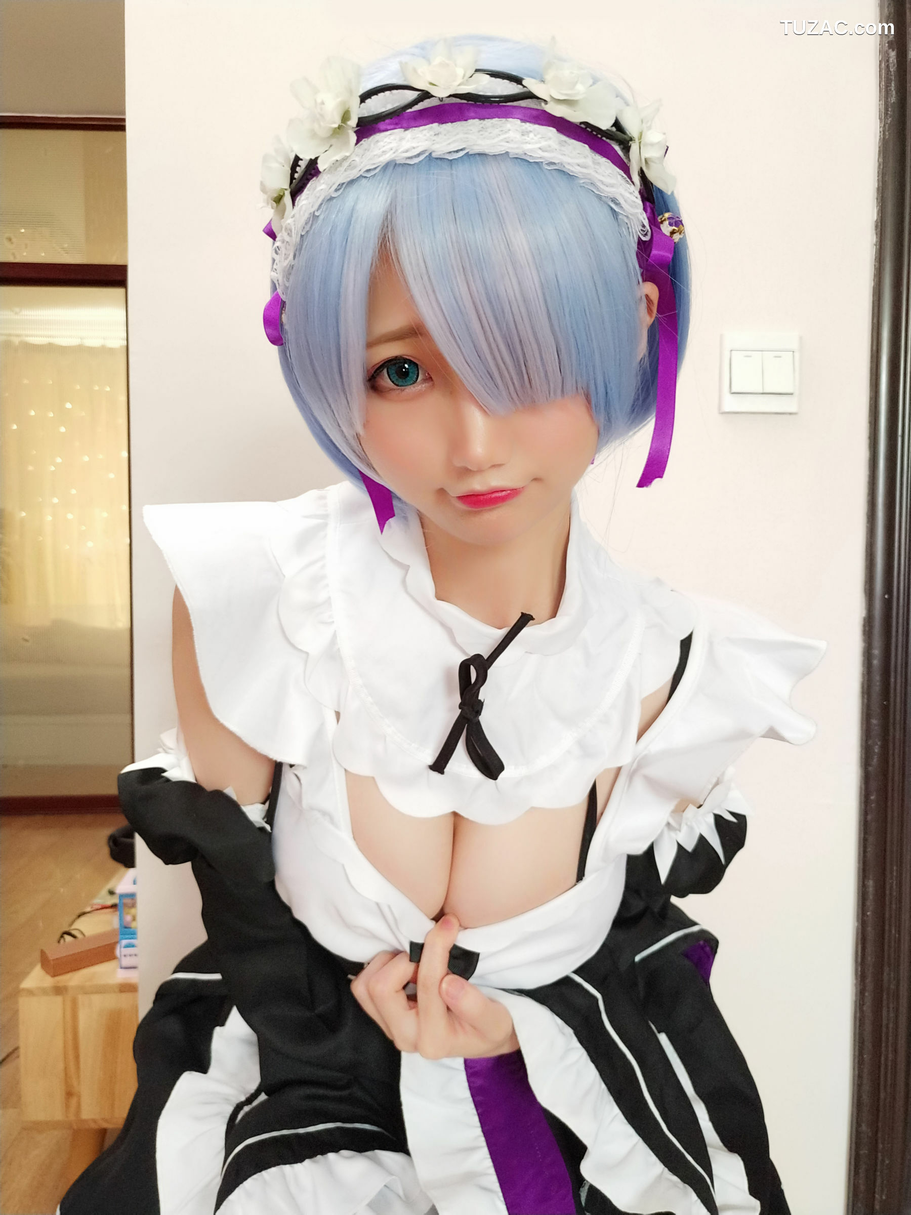 网络美女_ NAGISA魔物喵 - レム～～～[16P]