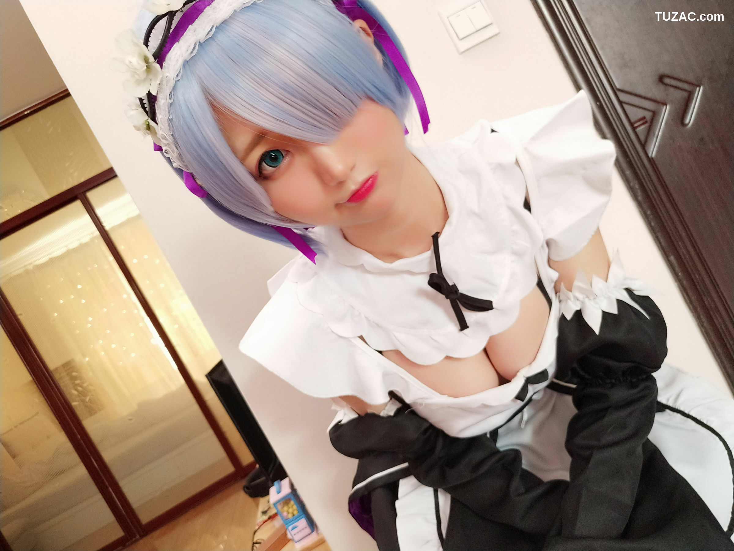 网络美女_ NAGISA魔物喵 - レム～～～[16P]