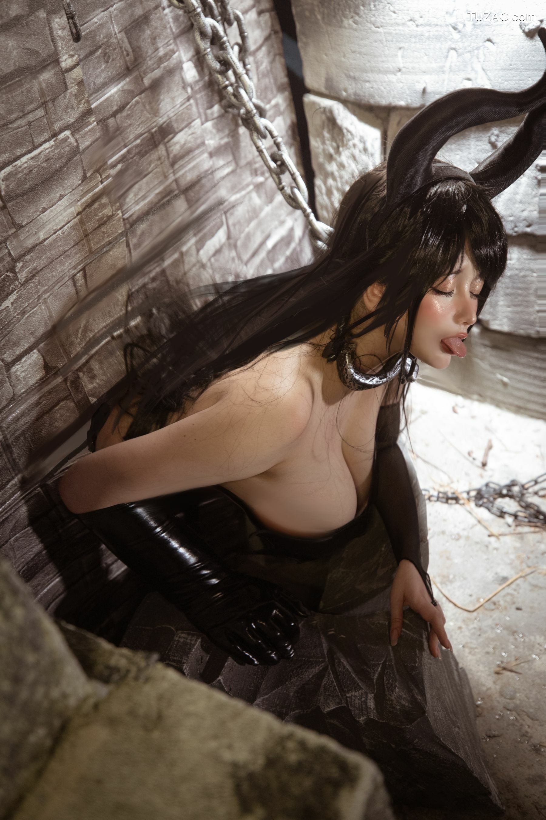 网络美女_ NinJA阿寨寨 - 受虐魅魔 写真套图[43P]