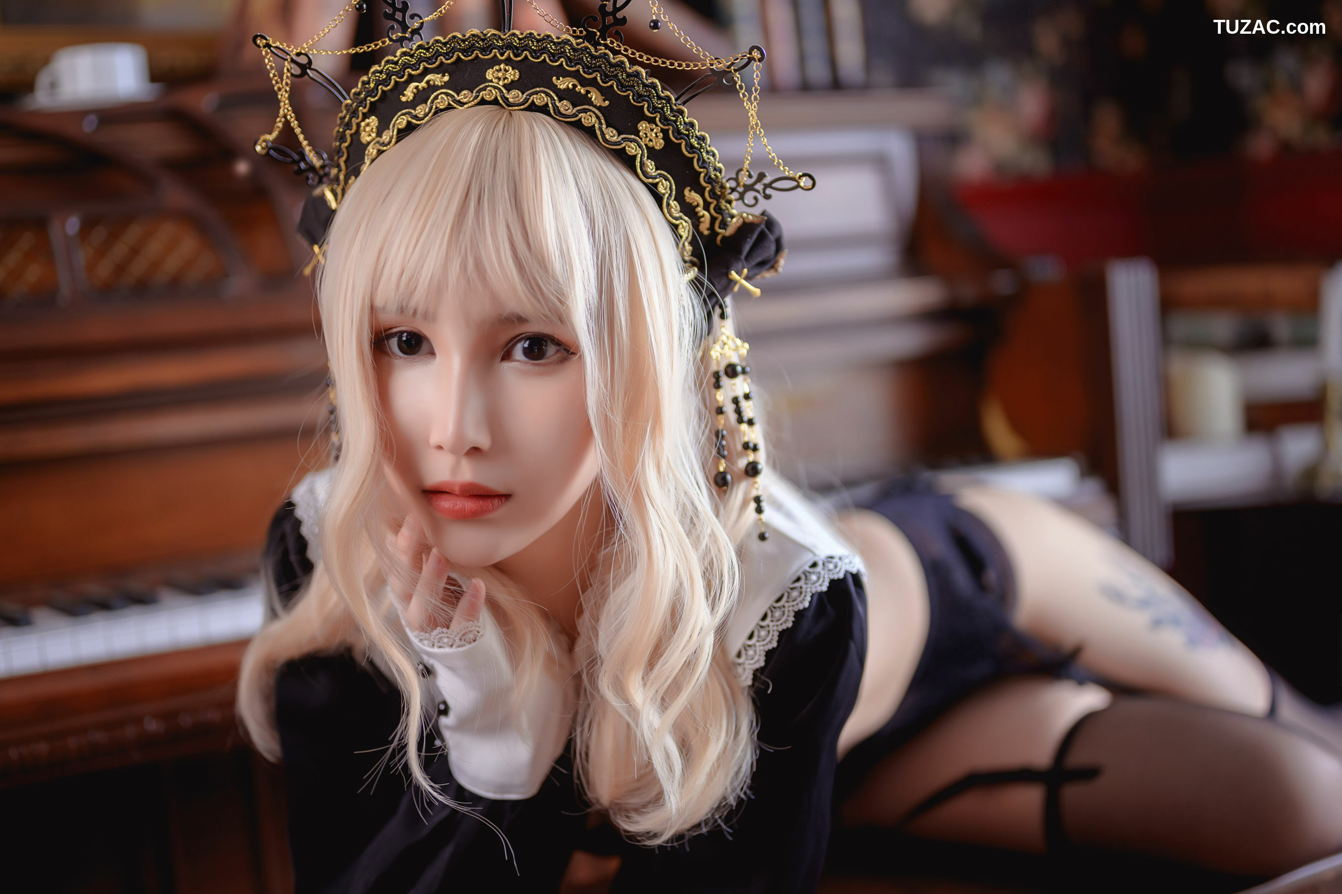 网络美女_ vams子 - 修女 写真套图[37P]