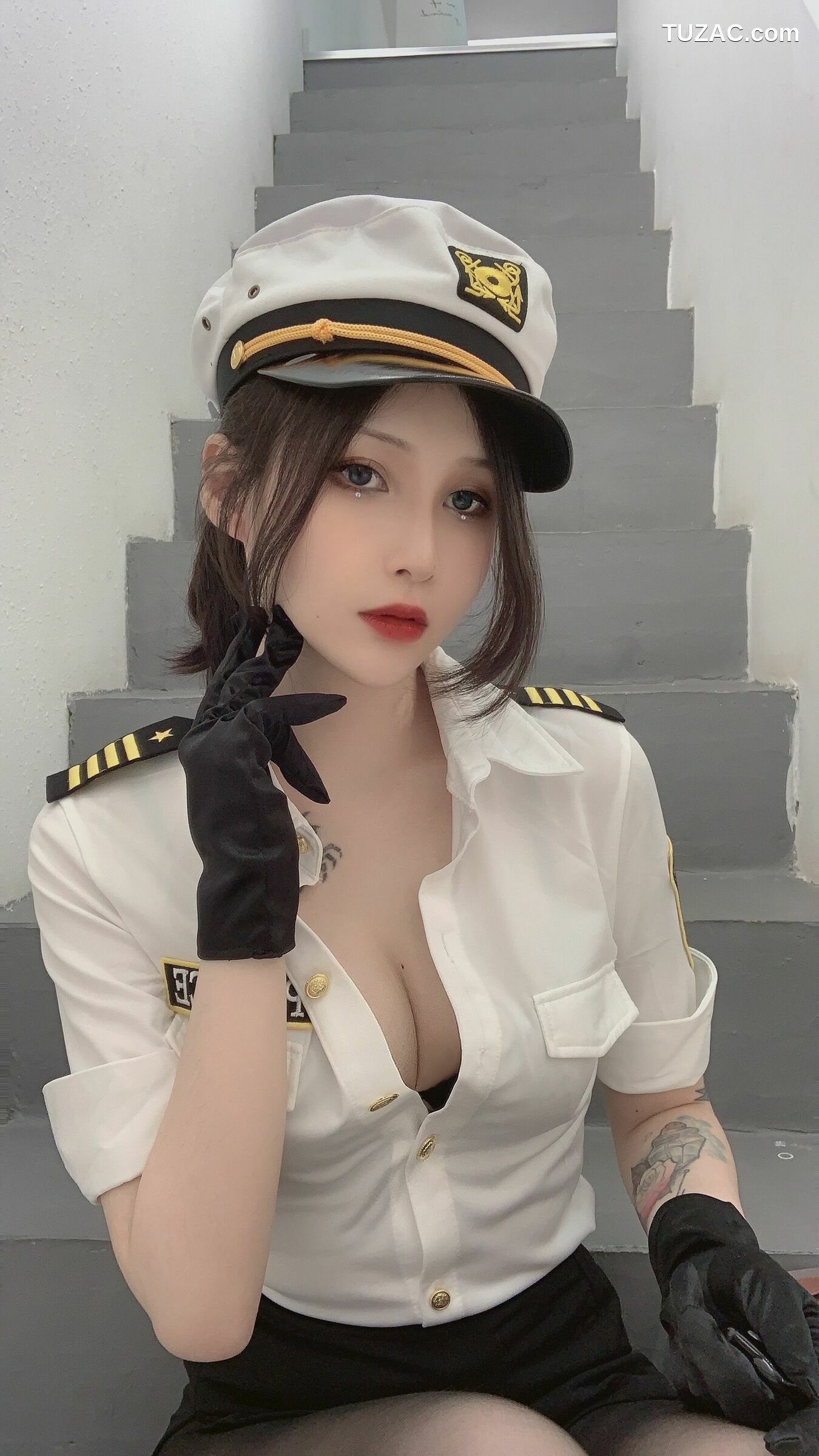 网络美女_ vams子 - 女警 写真套图[47P]