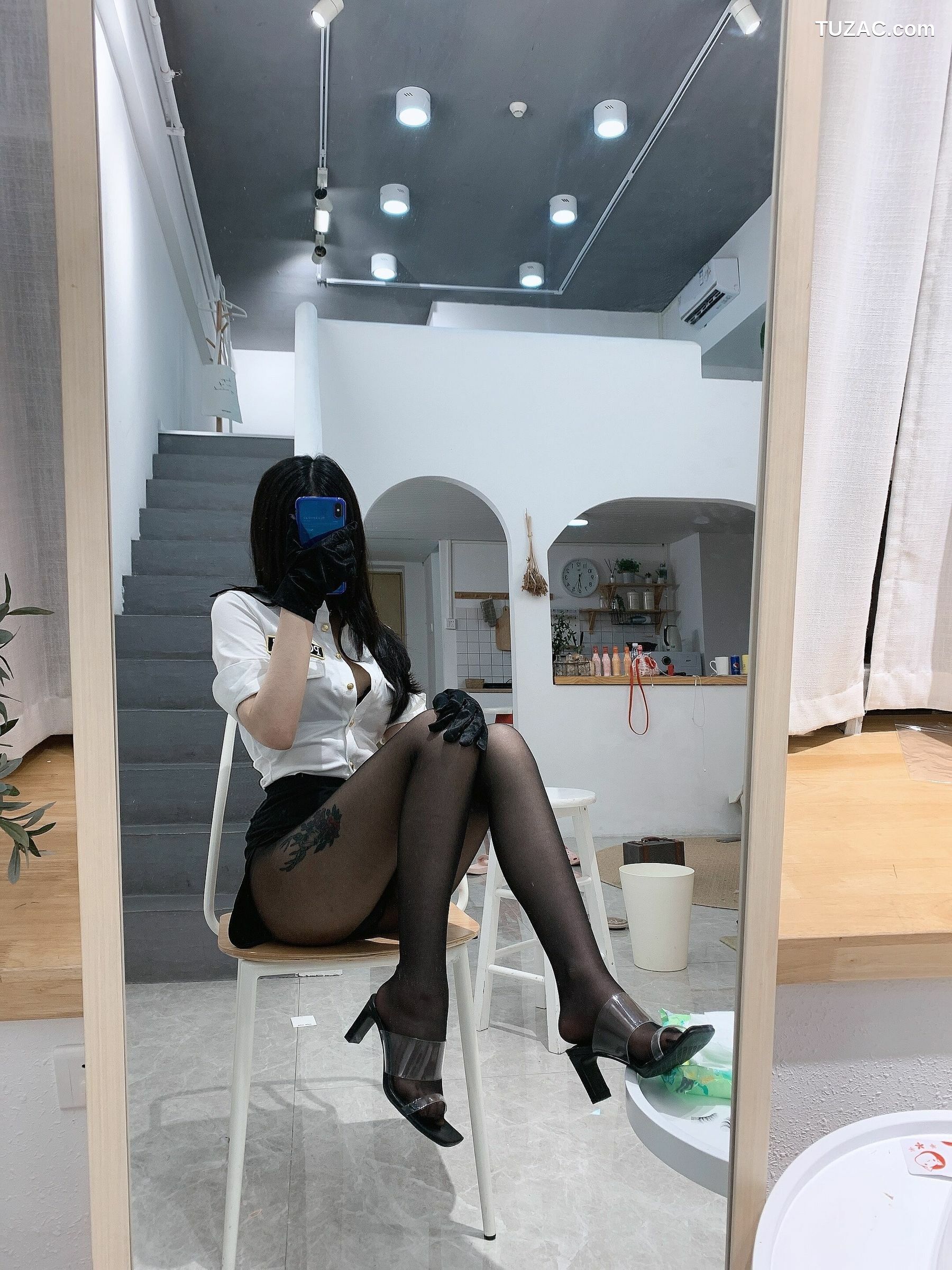网络美女_ vams子 - 女警 写真套图[47P]