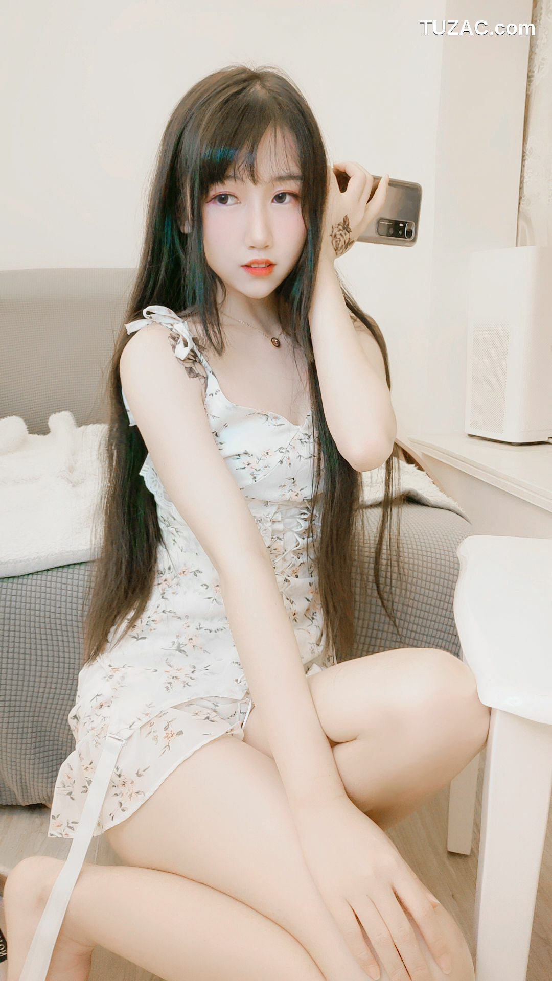 网络美女_ 不呆猫 - 温柔风连衣裙[15P]
