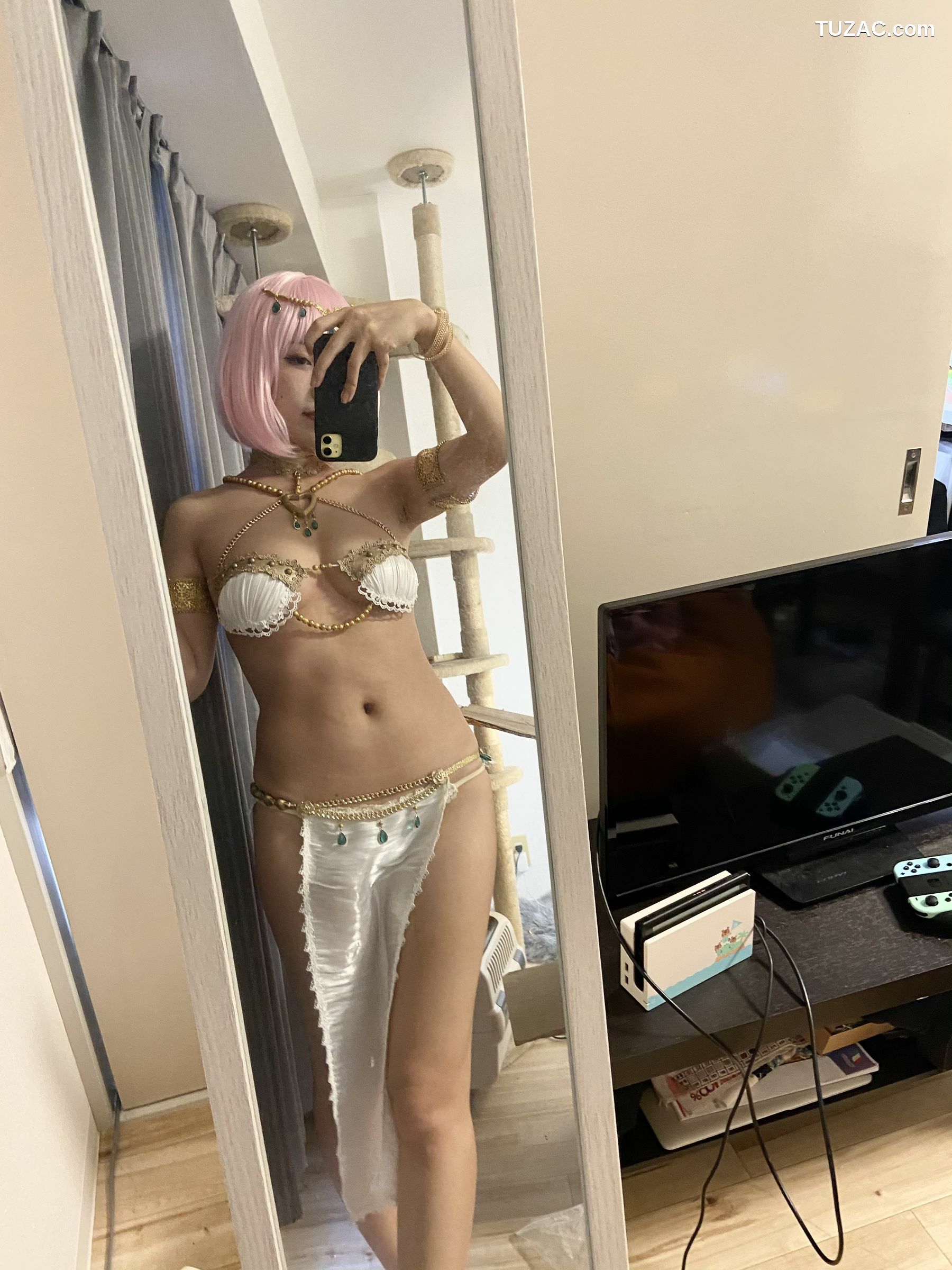 网络美女_ 动漫博主切切celia - 印度风 写真套图[14P]