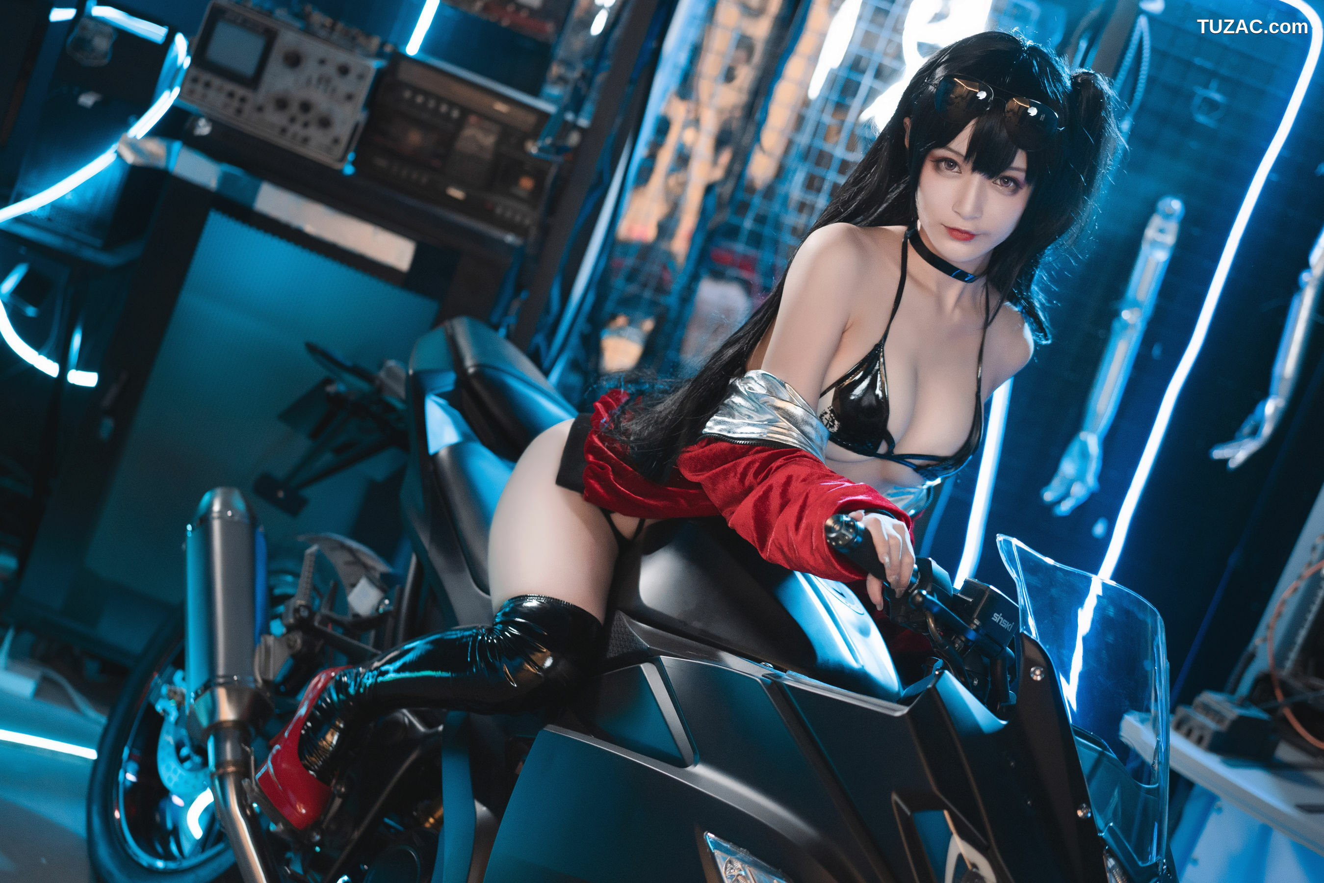 网络美女_ 动漫博主铁板烧鬼舞w - 大凤机车[30P]