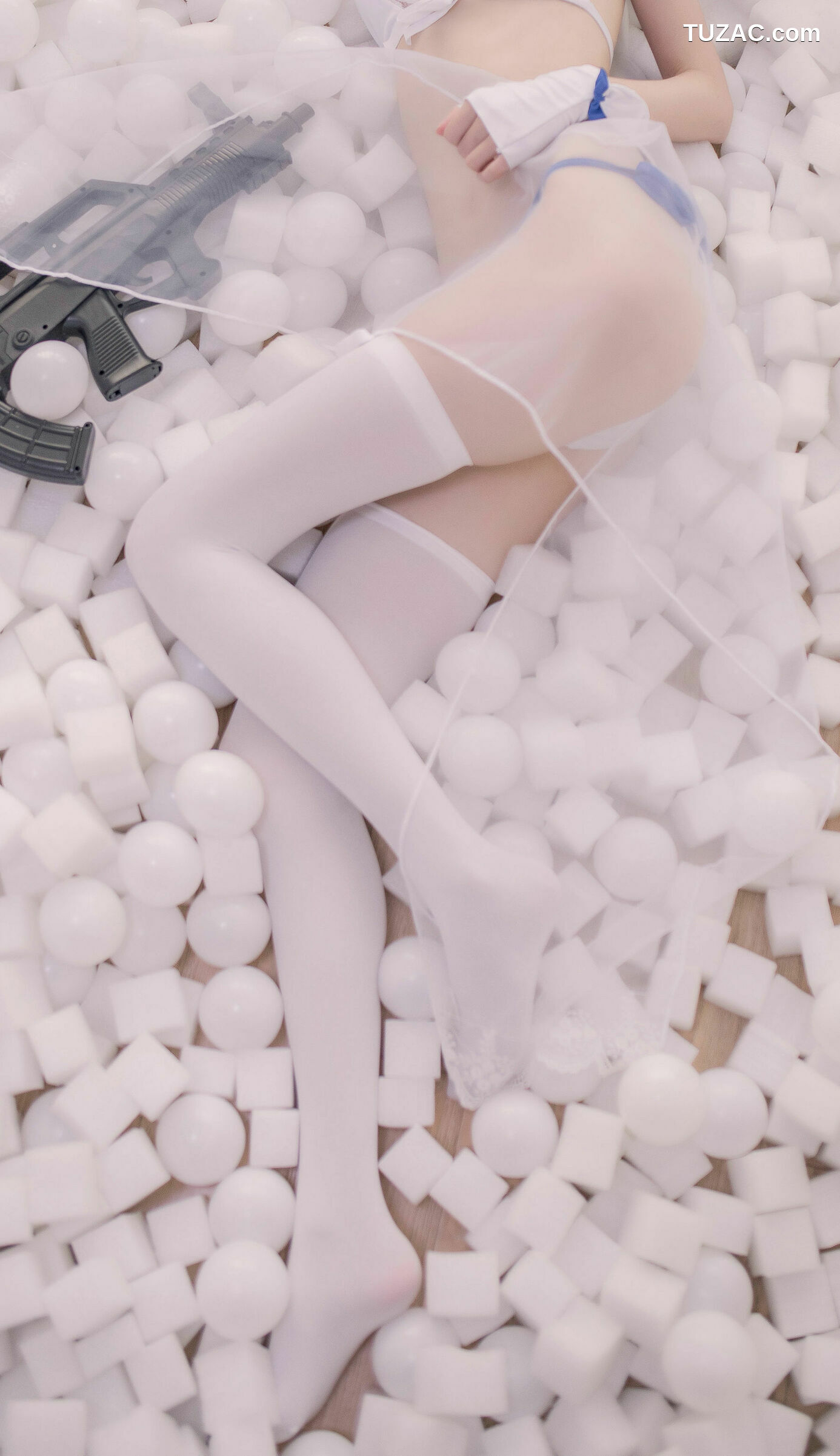 网络美女_ 小妖精你的负卿 《95泳装》 写真集[14P]