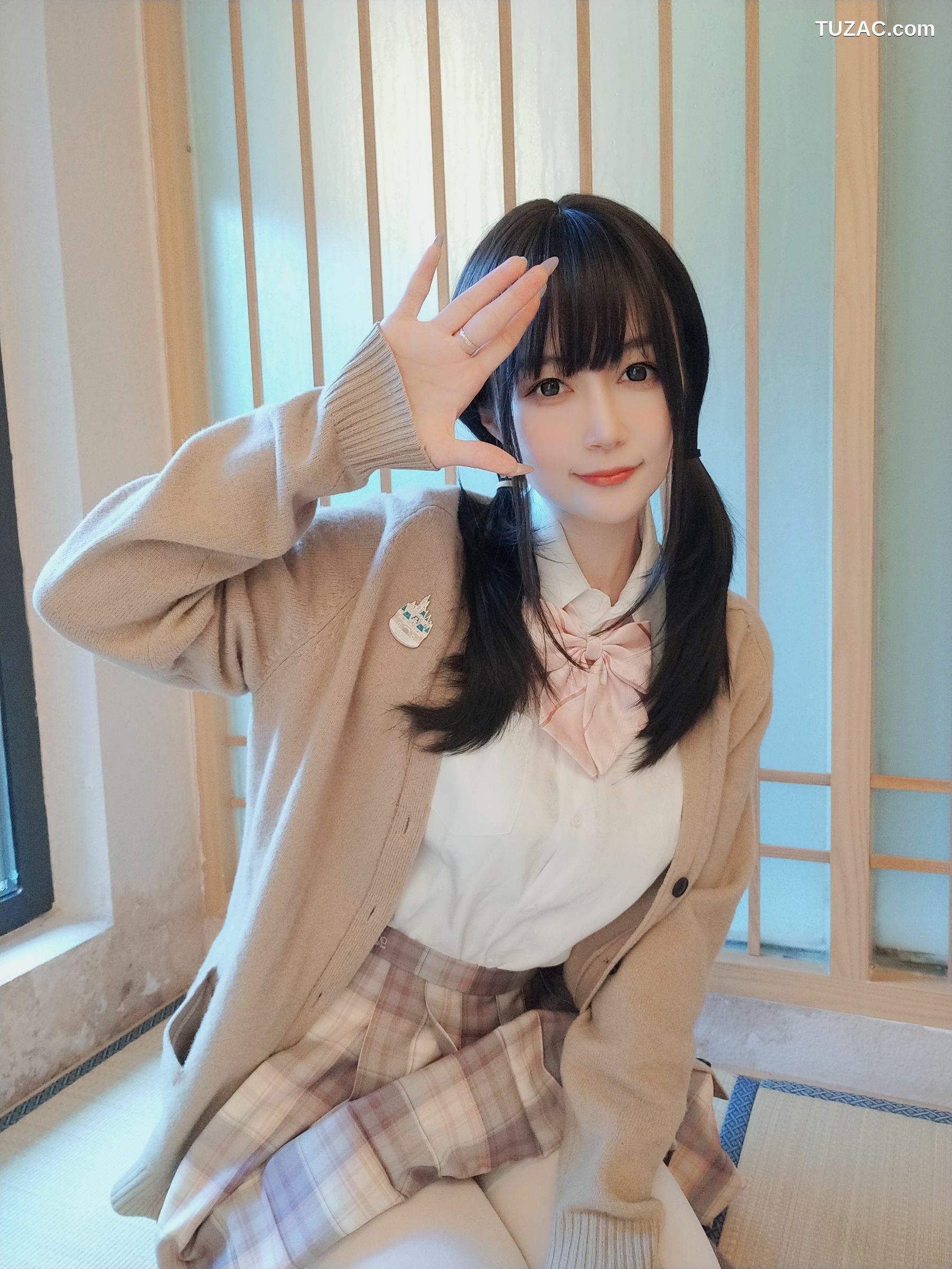 网络美女_ 小姐姐白银 - 女场浴池(下)[59P]