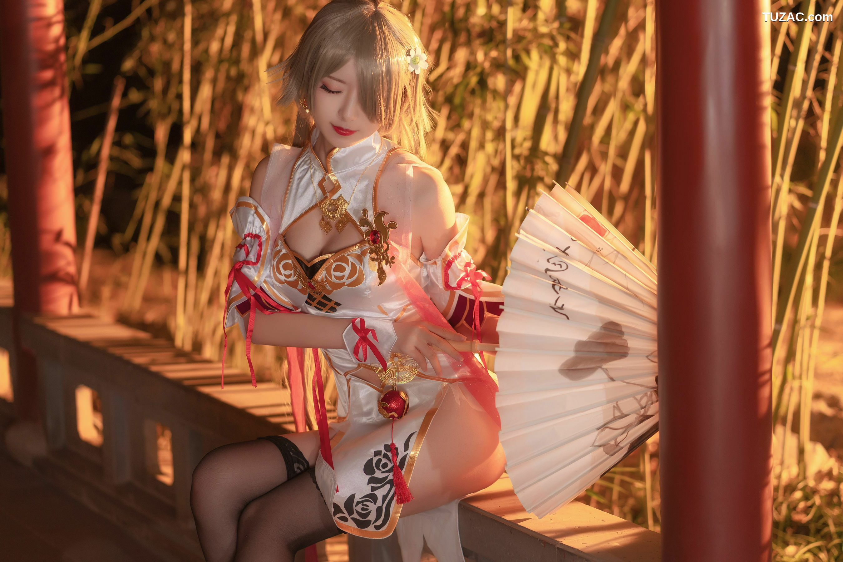 网络美女_ 弥音音ww 《浣溪沙》 写真集[18P]