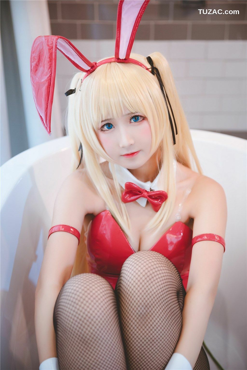 网络美女_ 微博妹子三度_69 - 黑丝兔女郎[40P]