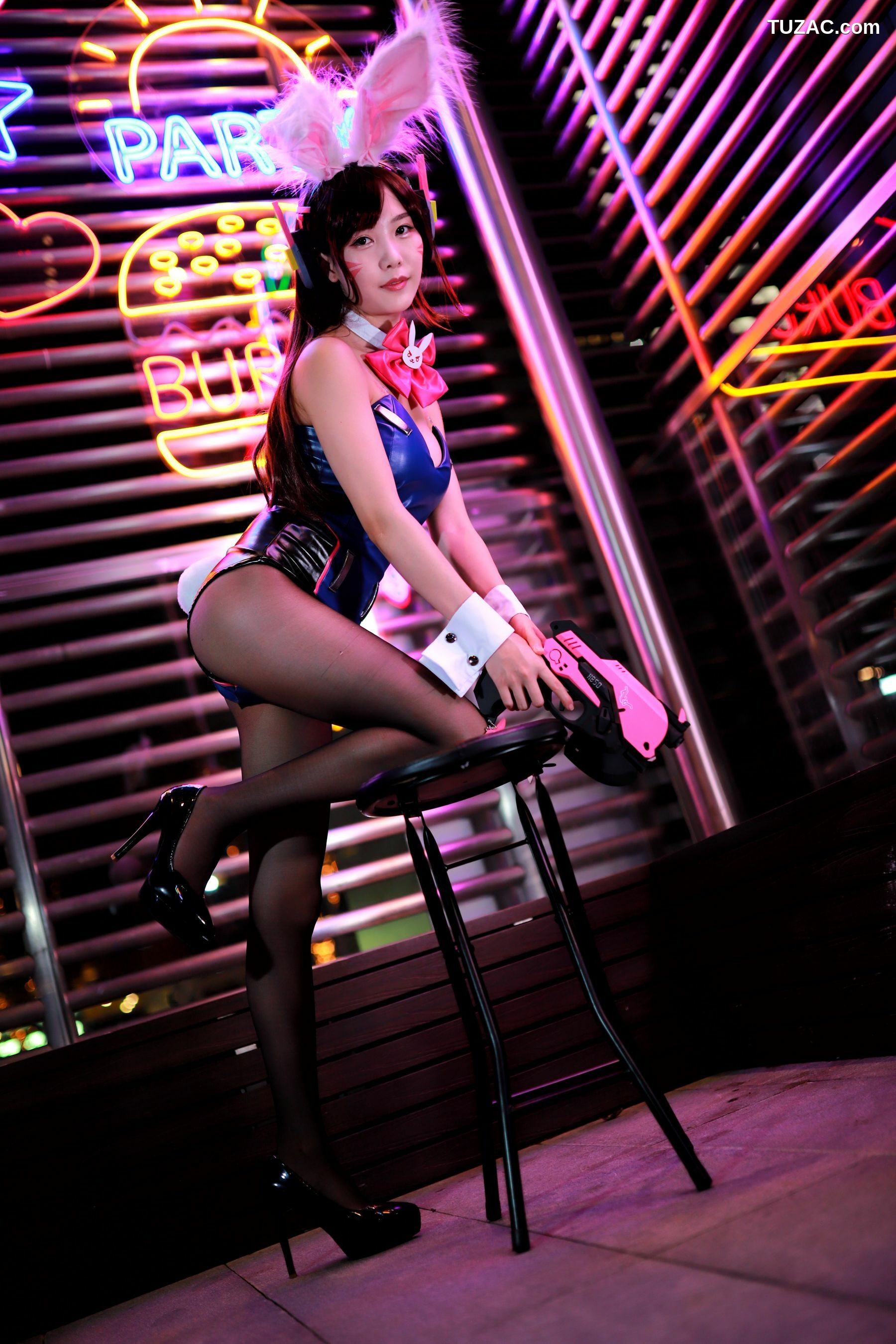 网络美女_ 抖娘-利世 - DVA[30P]