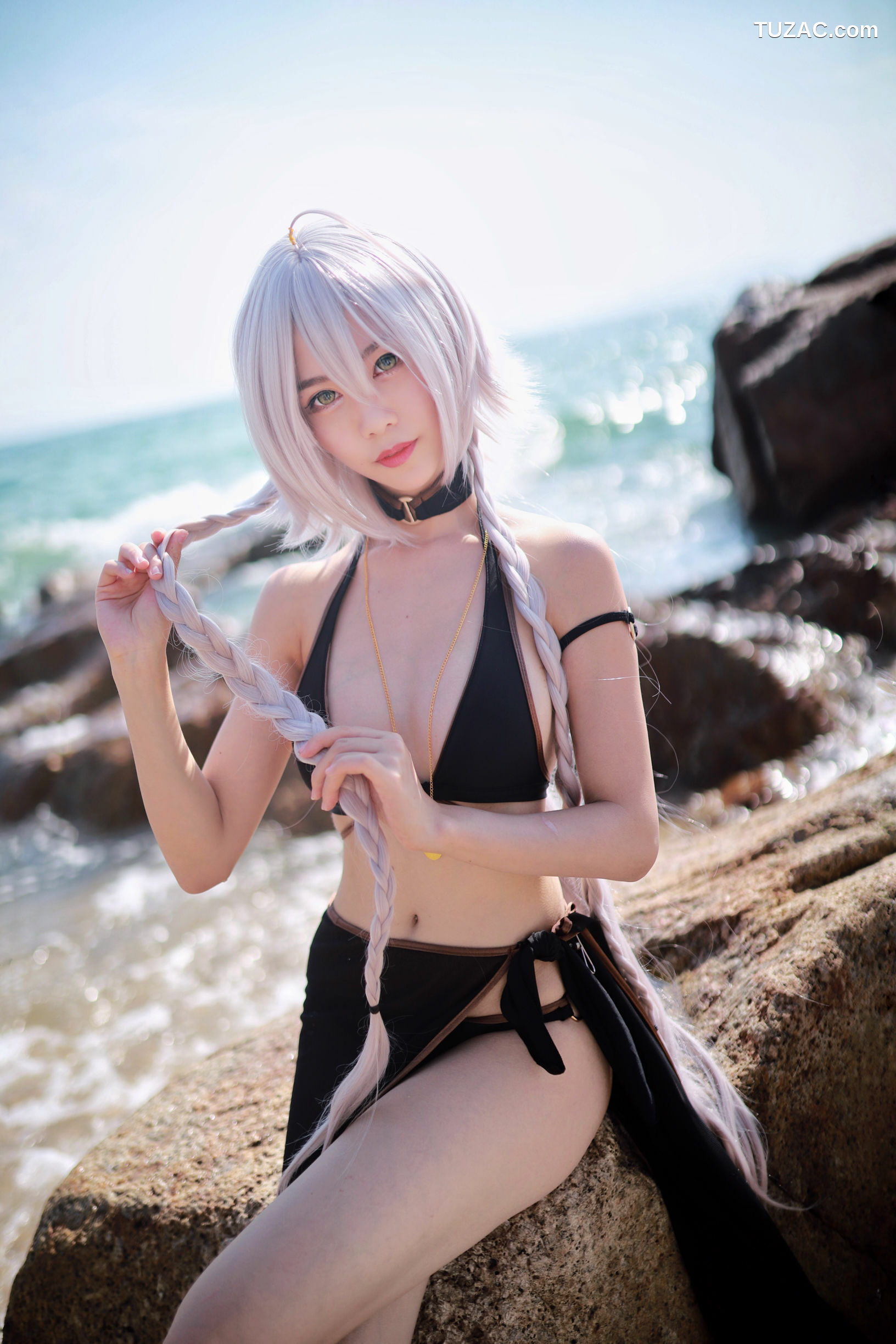 网络美女_ 抖娘-利世 - 黑贞德泳装[40P]