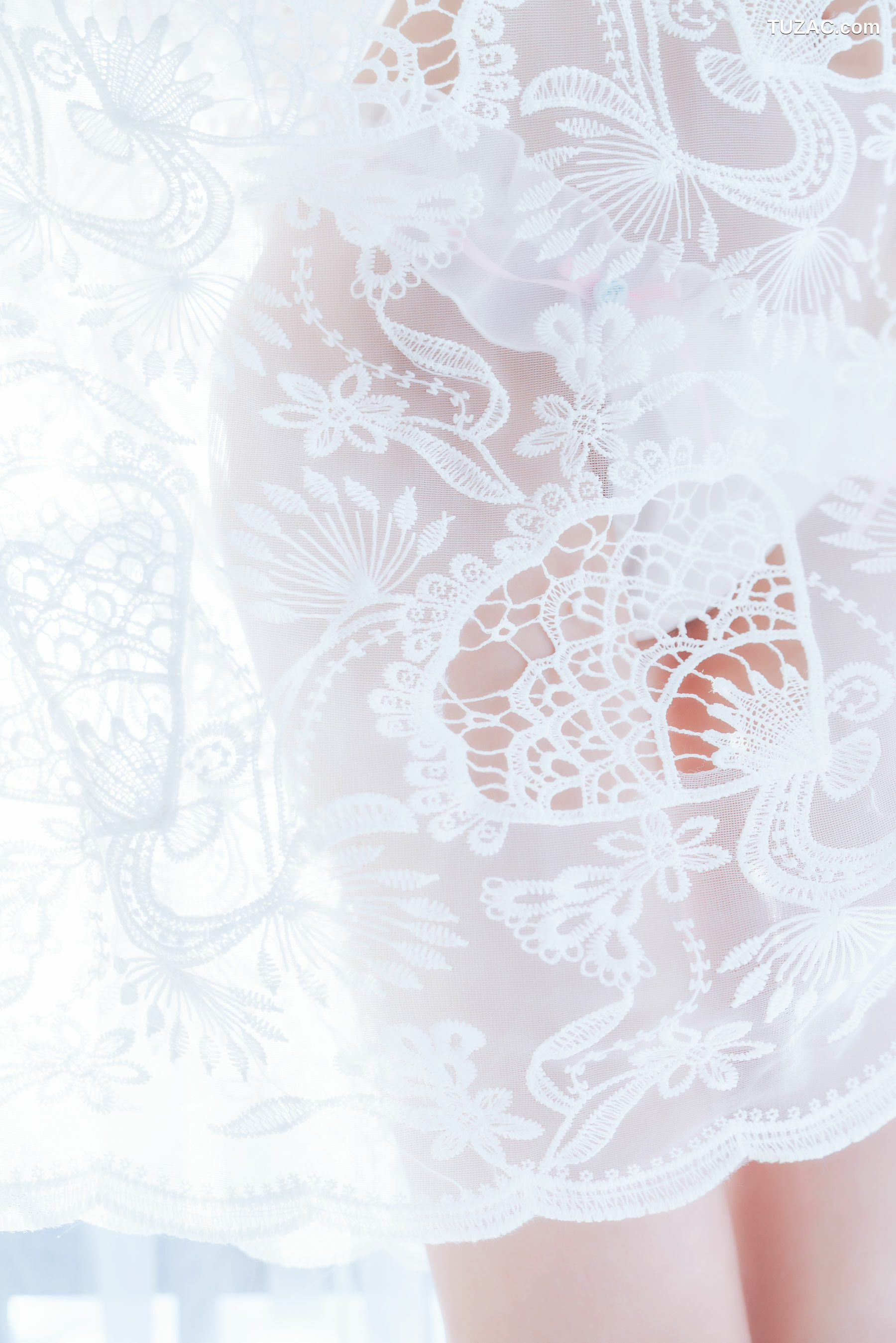 网络美女_ 桜桃喵 - 初雪 写真套图[45P]