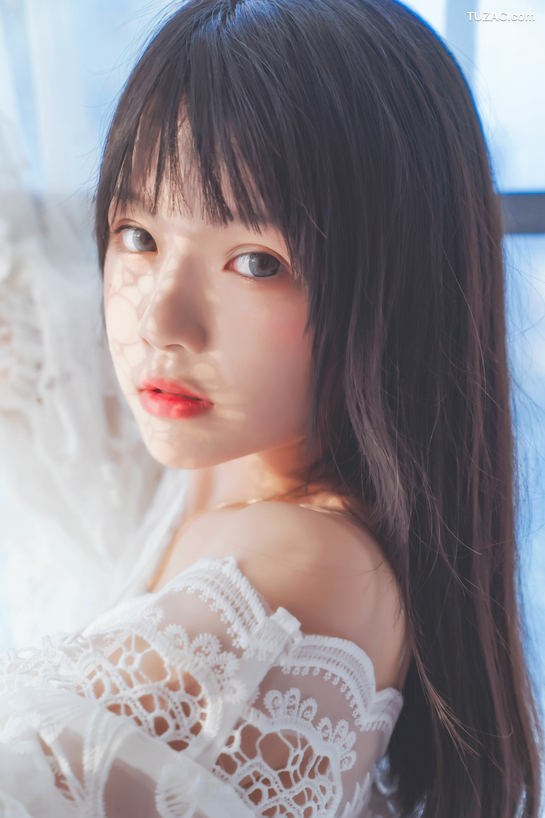 网络美女_ 桜桃喵 - 初雪 写真套图[45P]