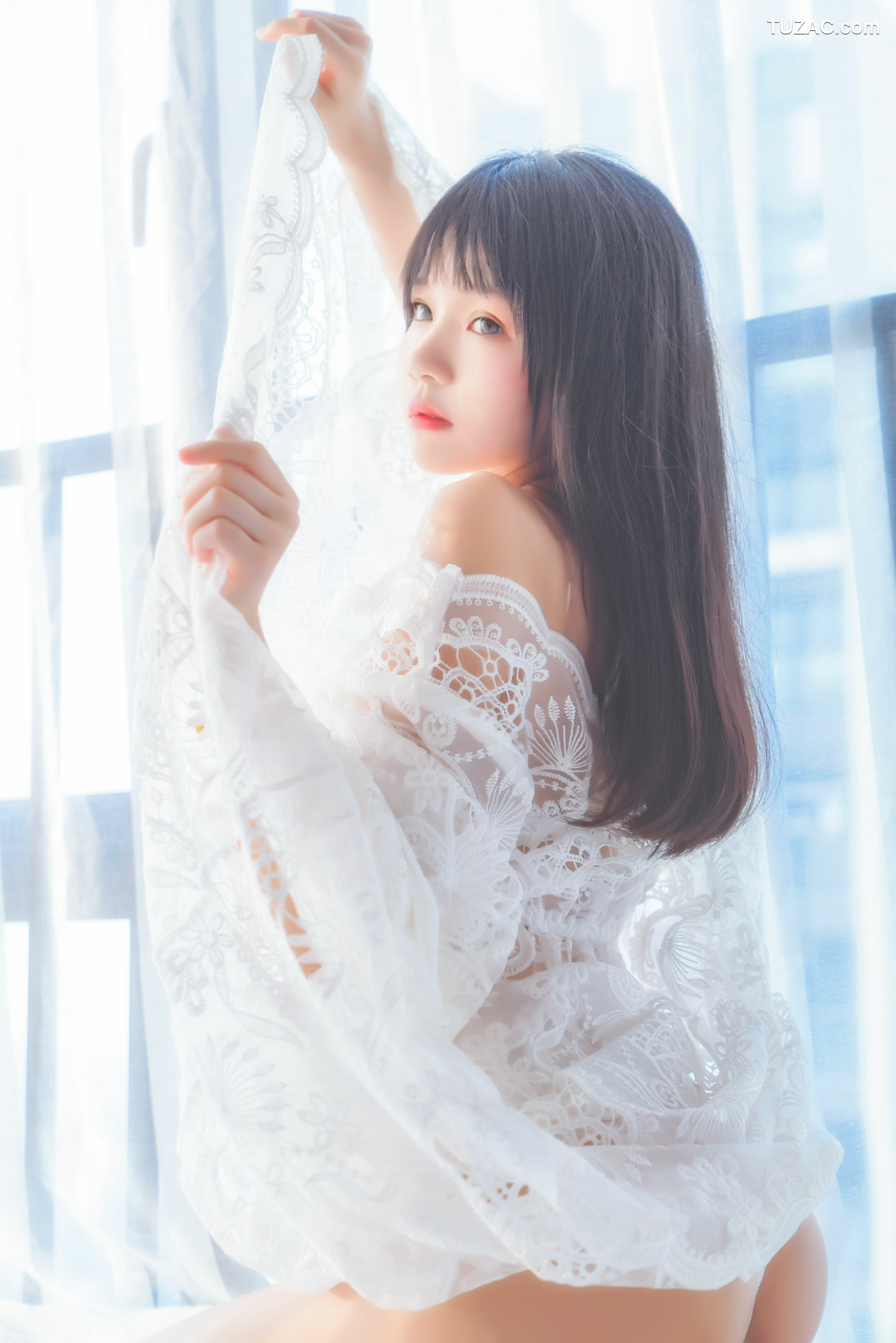 网络美女_ 桜桃喵 - 初雪 写真套图[45P]