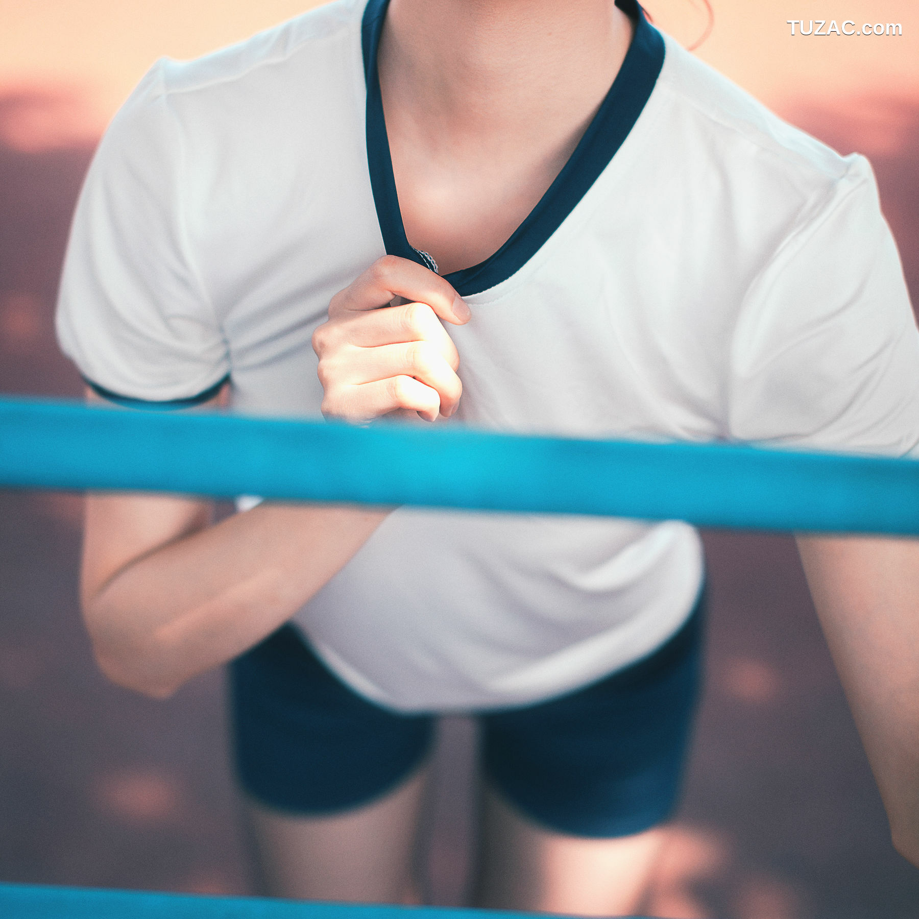 网络美女_ 沧霁桔梗 - 黑丝体操服[53P]