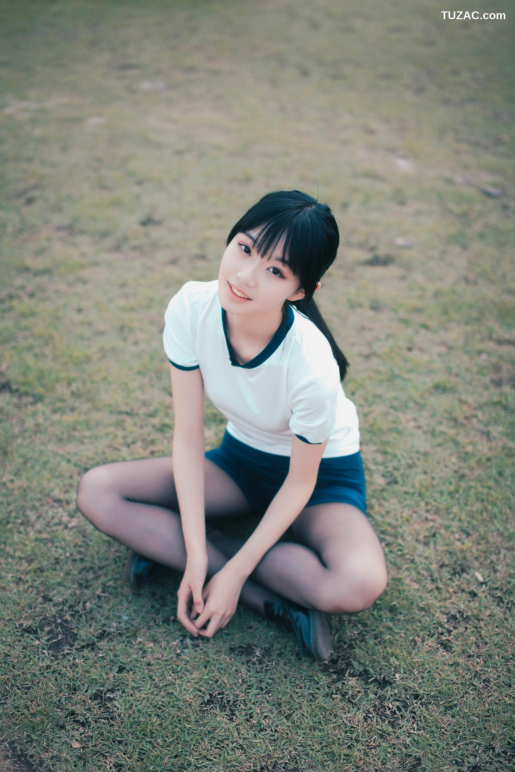 网络美女_ 沧霁桔梗 - 黑丝体操服[53P]