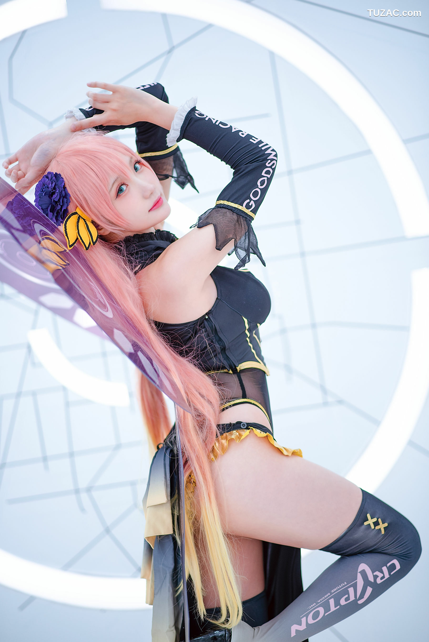 网络美女_ 瓜希酱 - LUKA 赛车[22P]