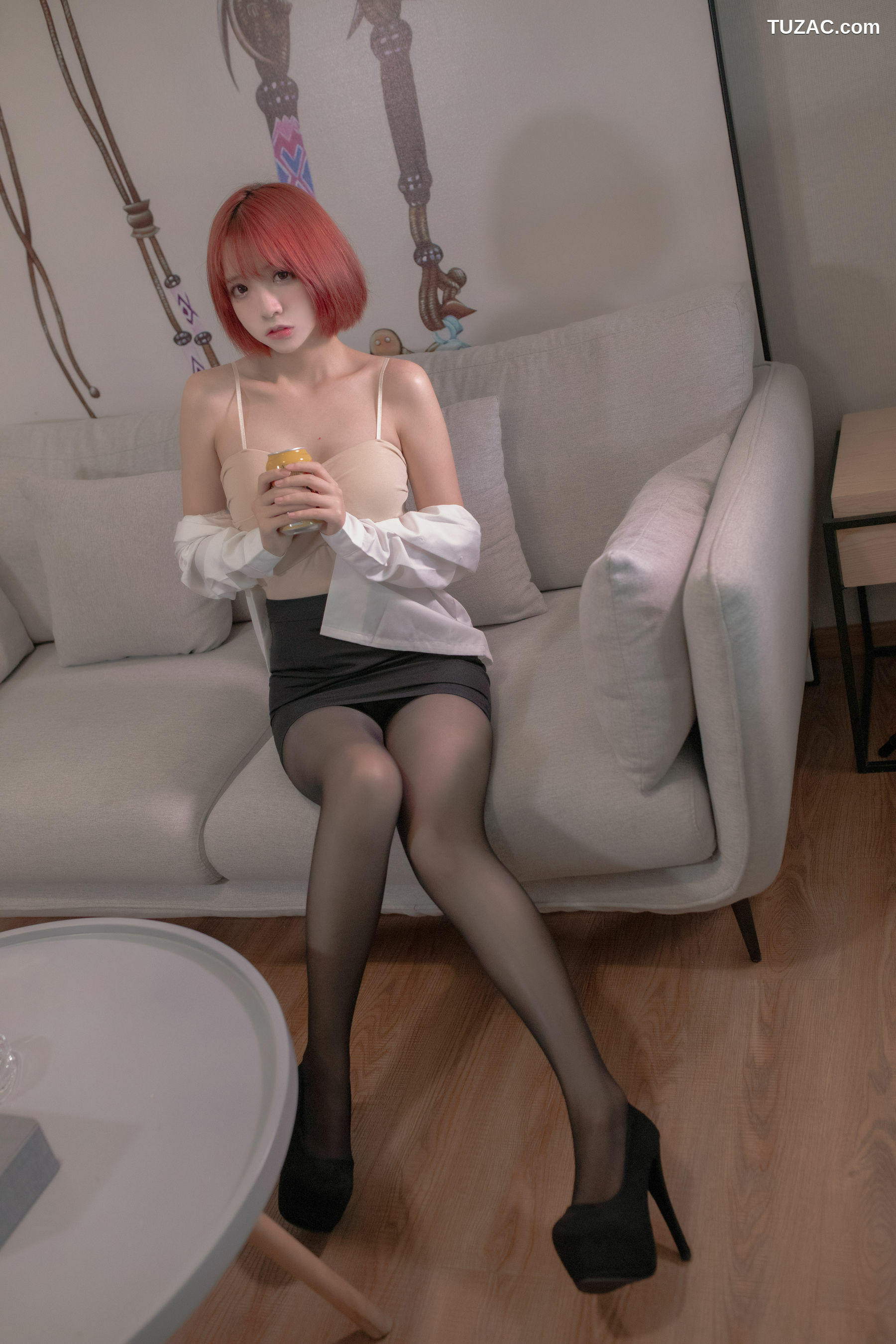 网络美女_ 疯猫ss - OL真爱之黑丝OL[30P]