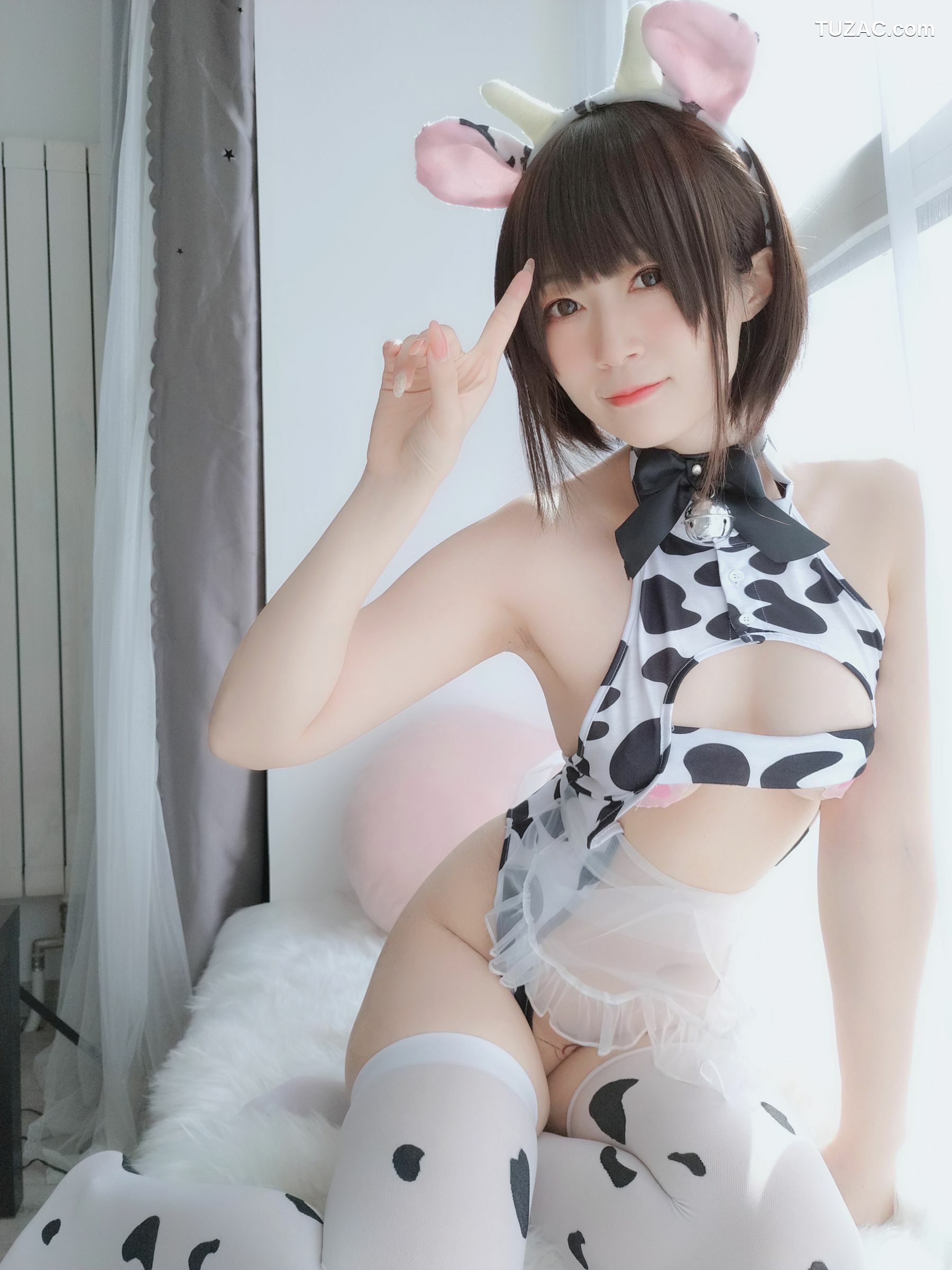 网络美女_ 白银 - 可爱奶牛[90P]