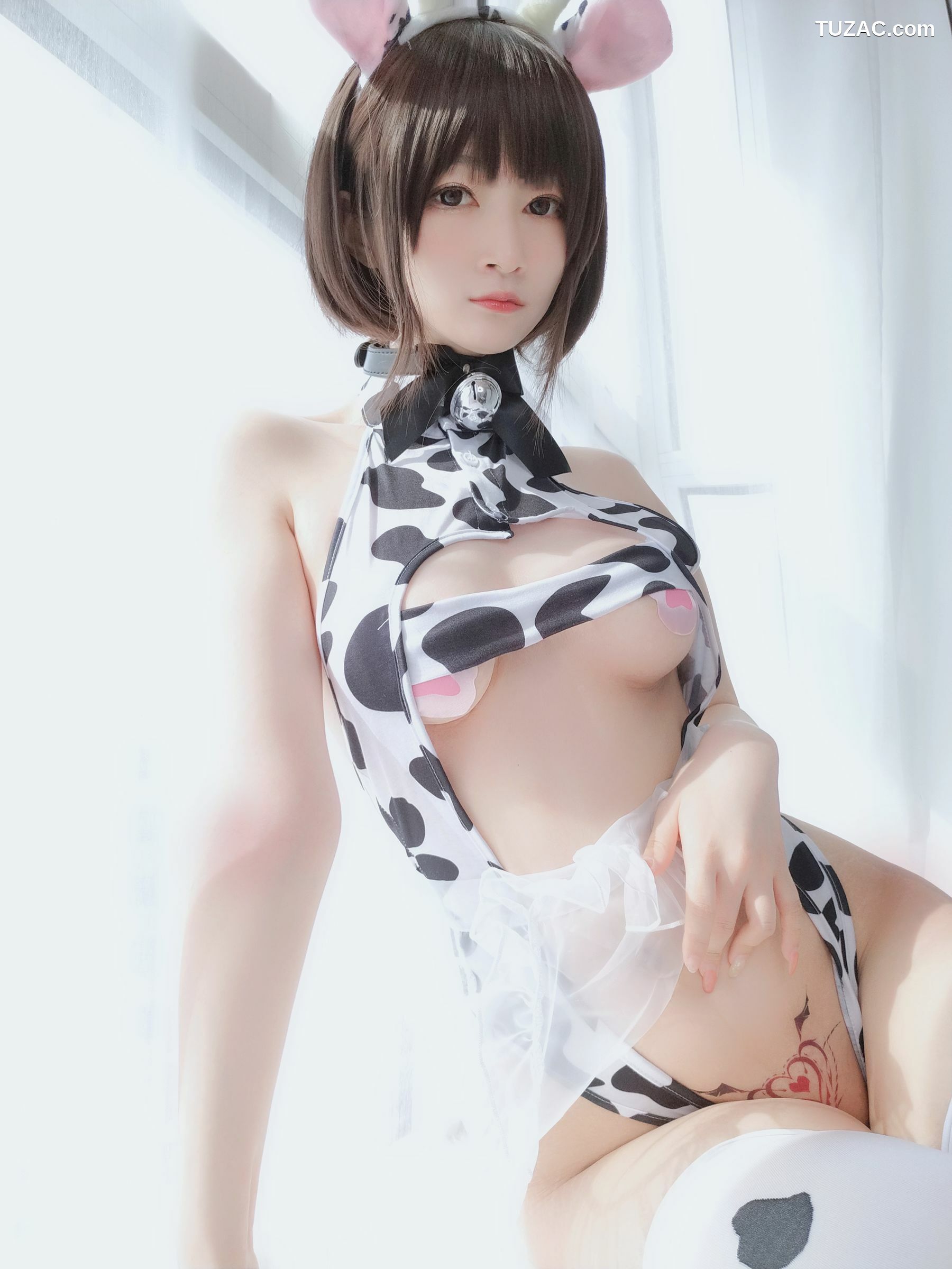 网络美女_ 白银 - 可爱奶牛[90P]