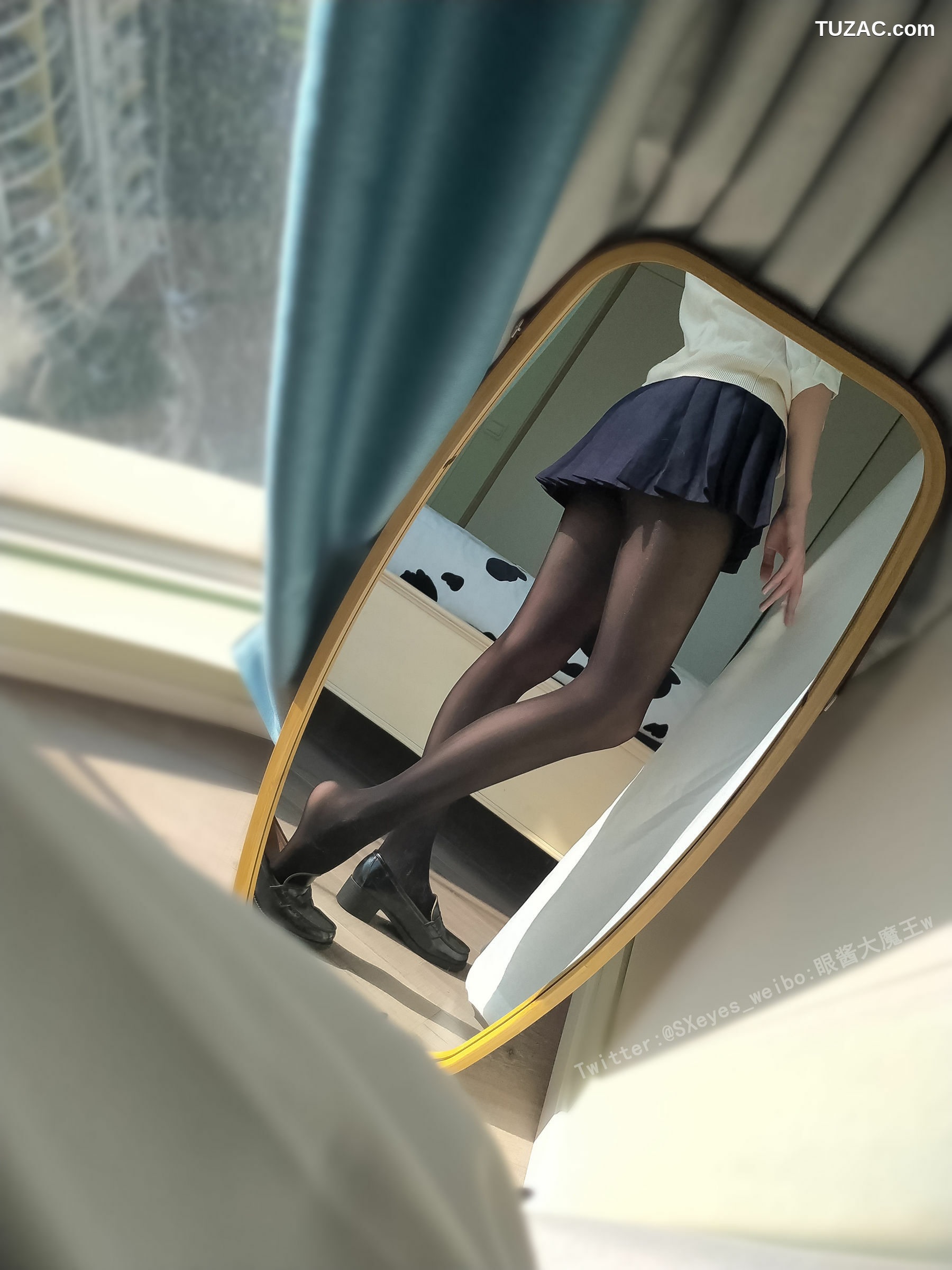 网络美女_ 眼酱大魔王w - 小学妹 写真套图[31P]