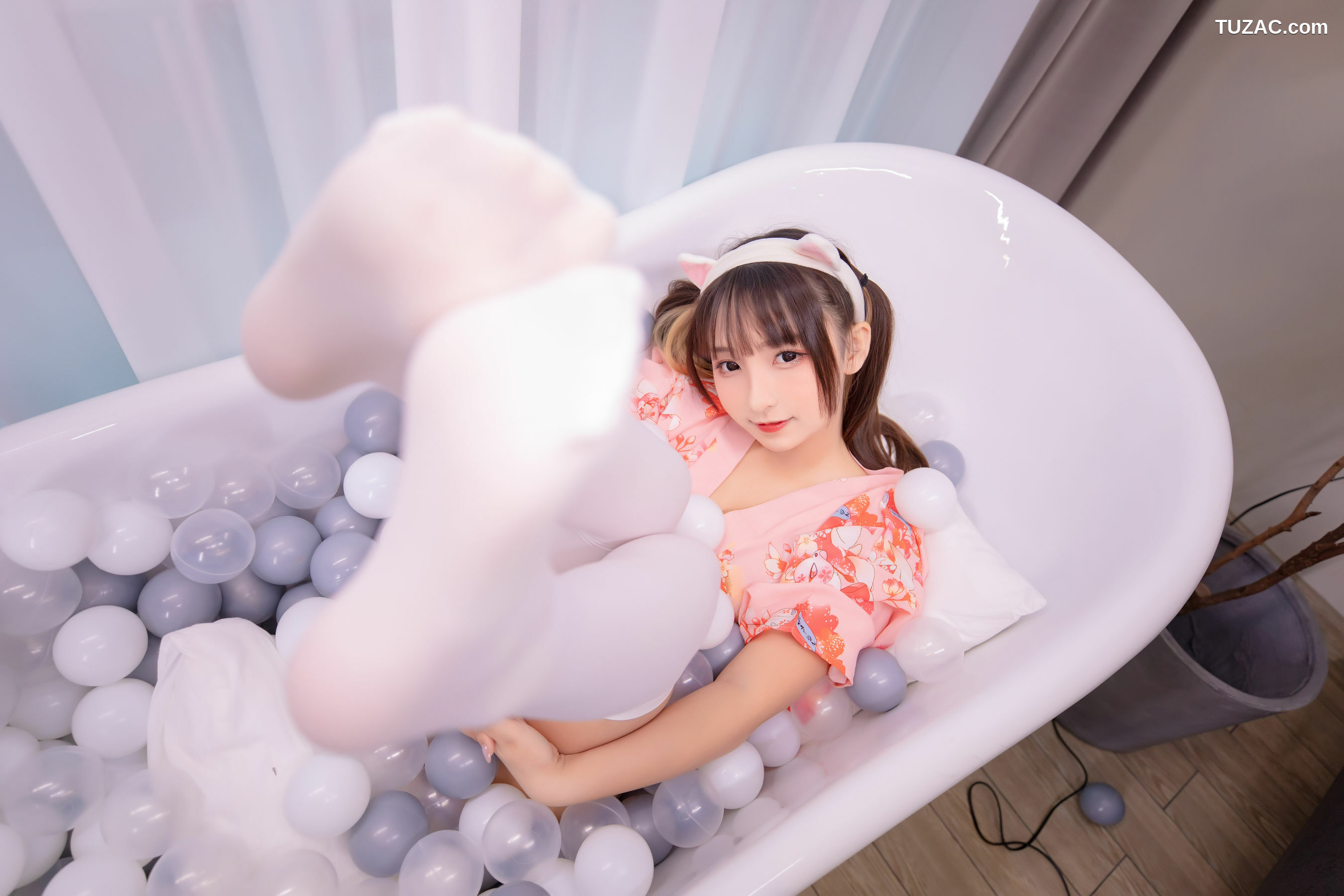网络美女_ 神楽坂真冬 - ガールズパフェ - 雪糕少女[150P]