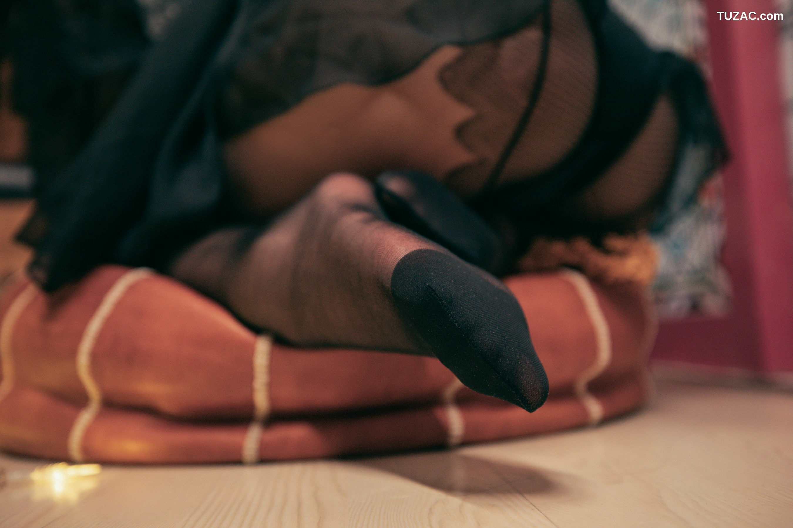 网络美女_ 神楽板真冬 - 光の囁き-光の修女[150P]