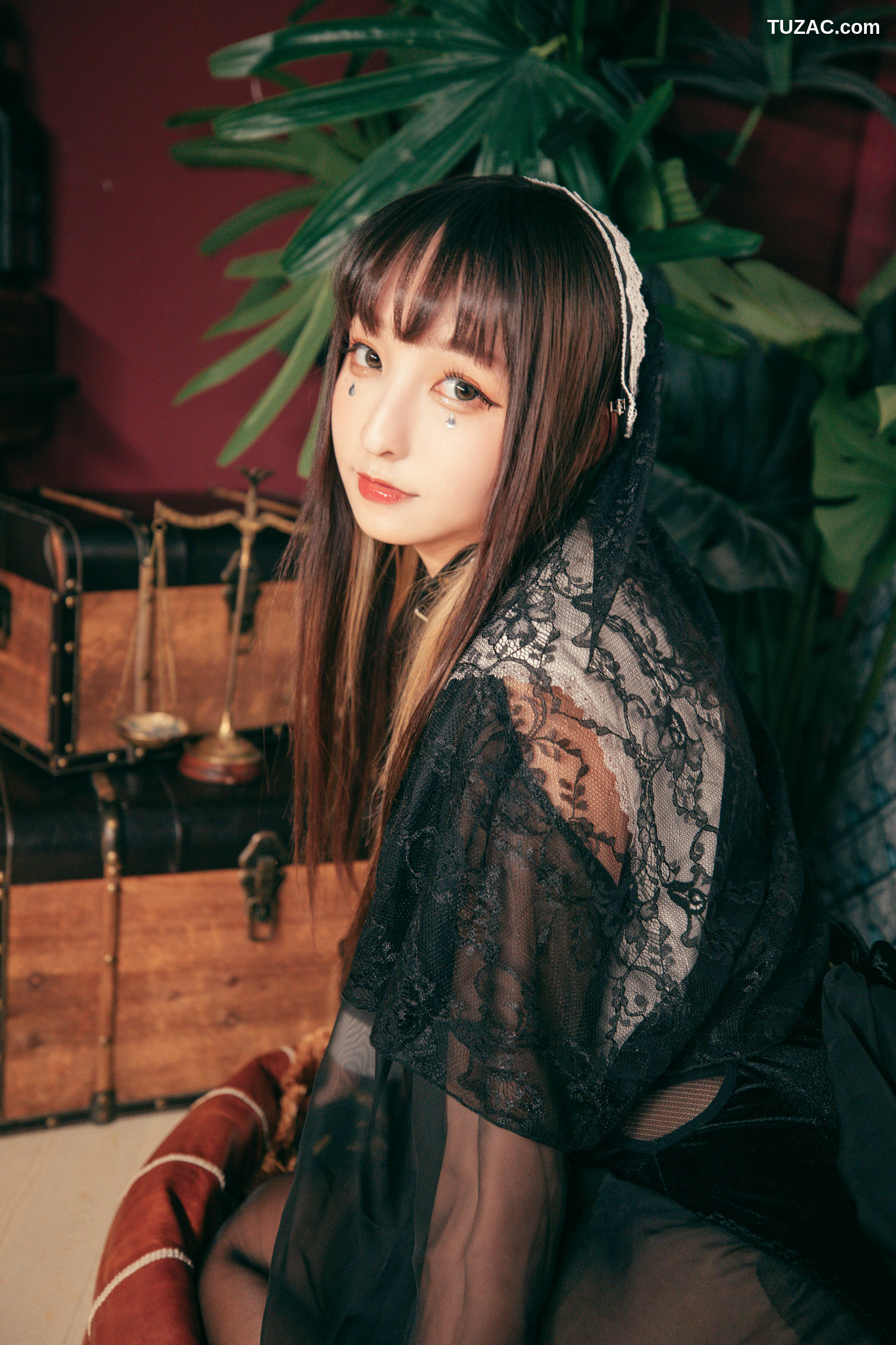 网络美女_ 神楽板真冬 - 光の囁き-光の修女[150P]