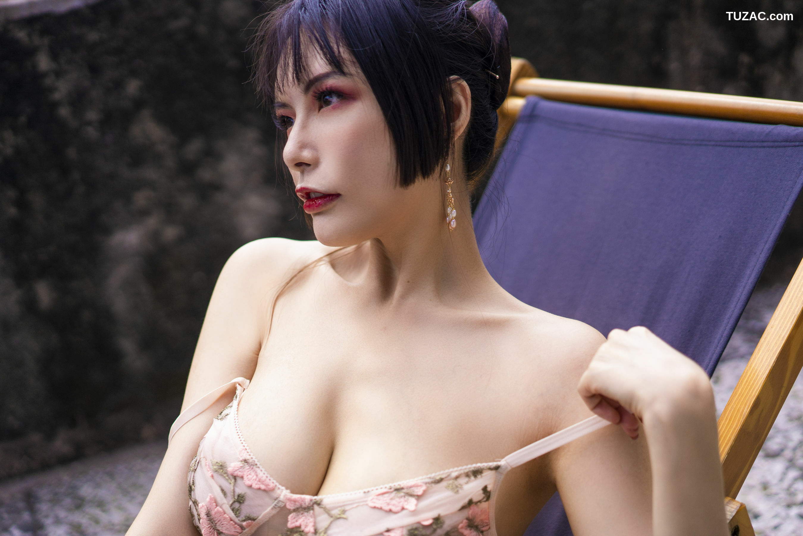 网络美女_ 秋和柯基(夏小秋秋秋) - 天台 写真套图[56P]