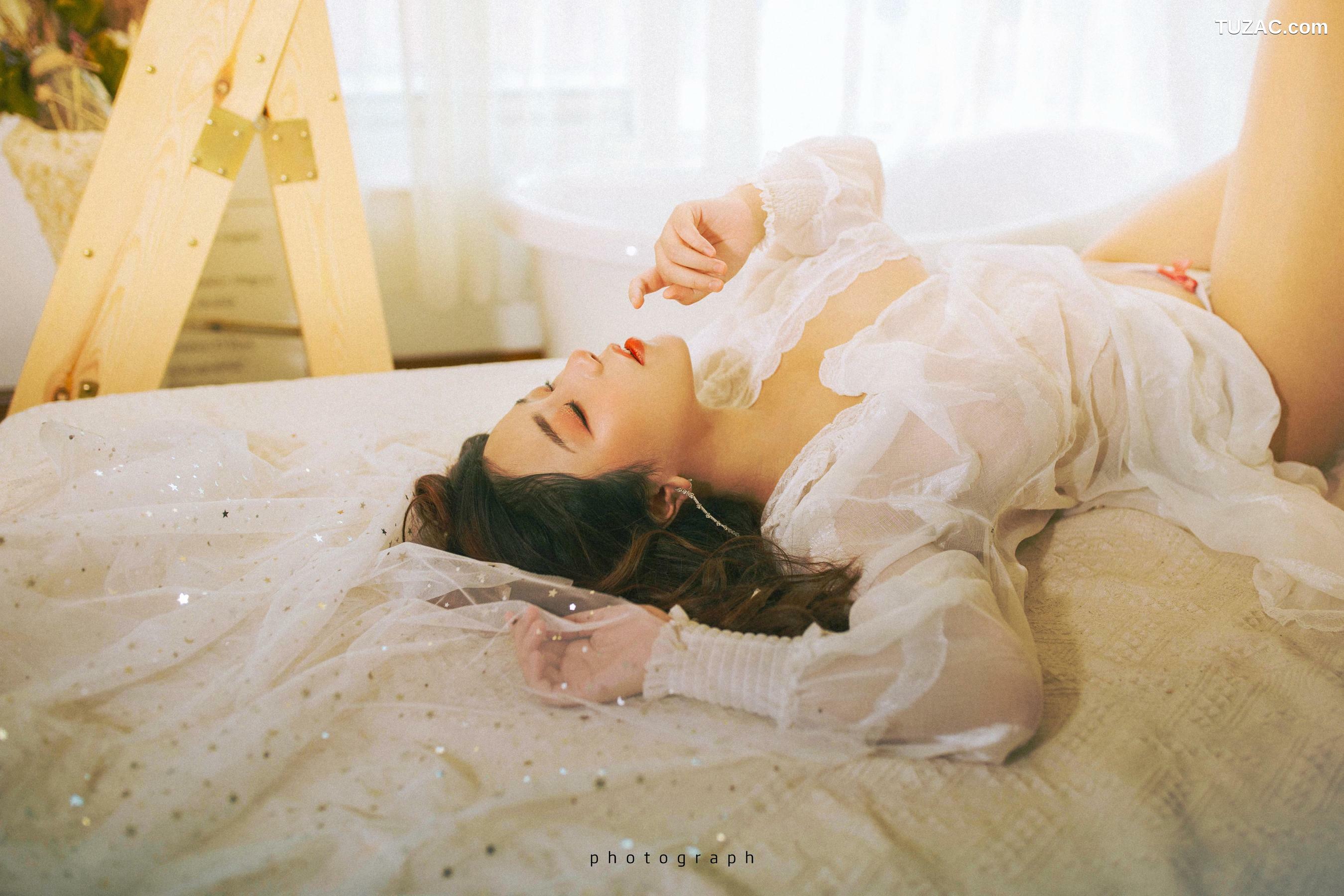 网络美女_ 穆零Mu0 - 白色 [11P]