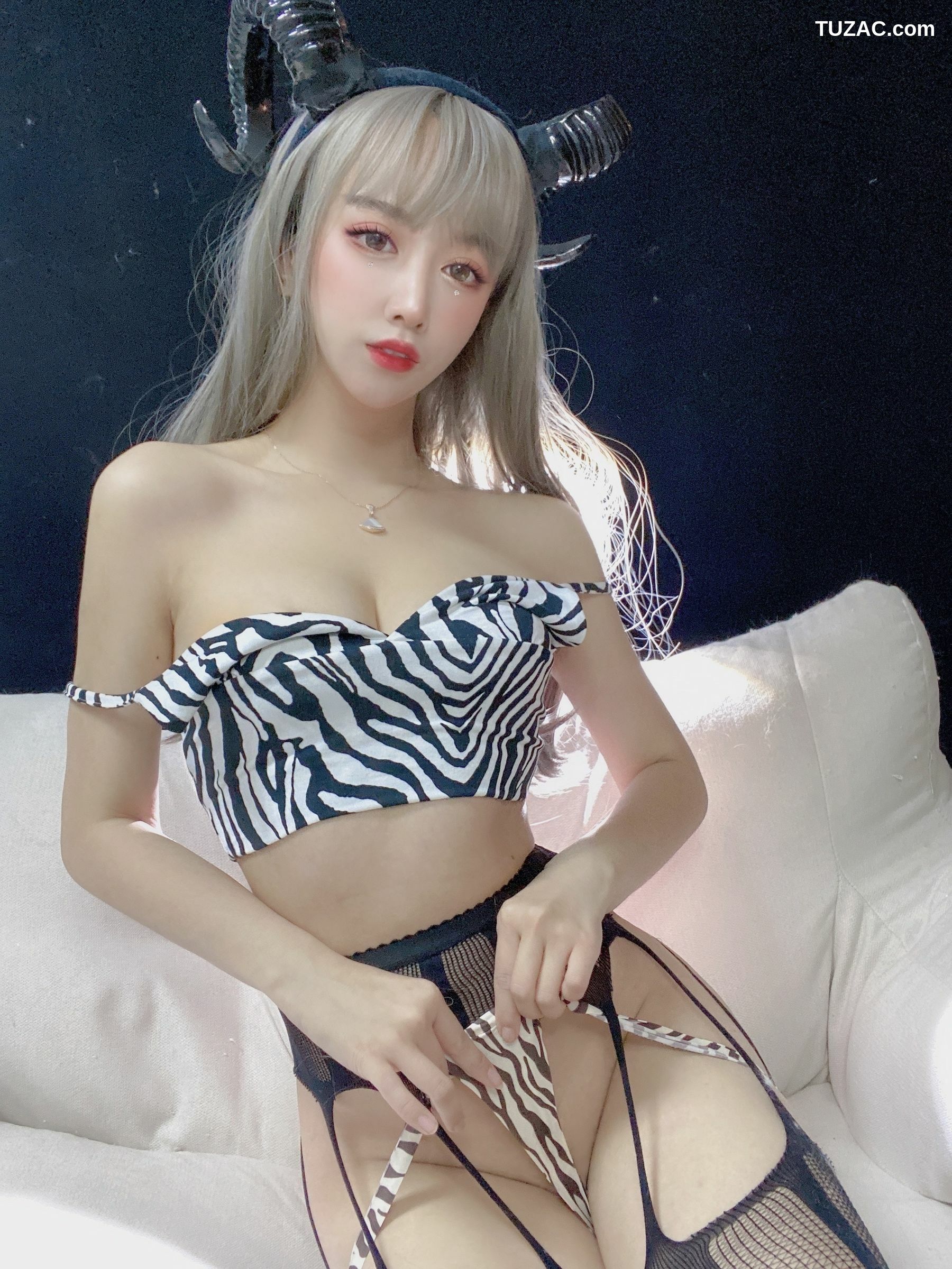 网络美女_ 米线线sama - 魅魔 写真套图[38P]