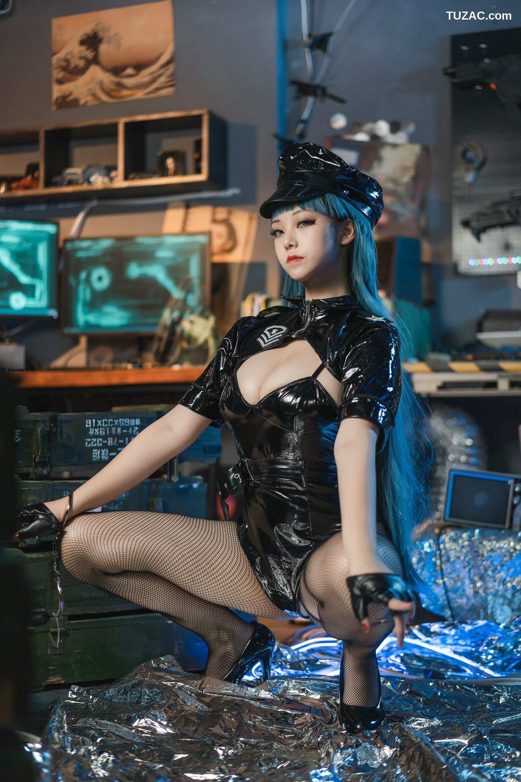 网络美女_ 萌系小姐姐蜜汁猫裘 - 女警2[51P]