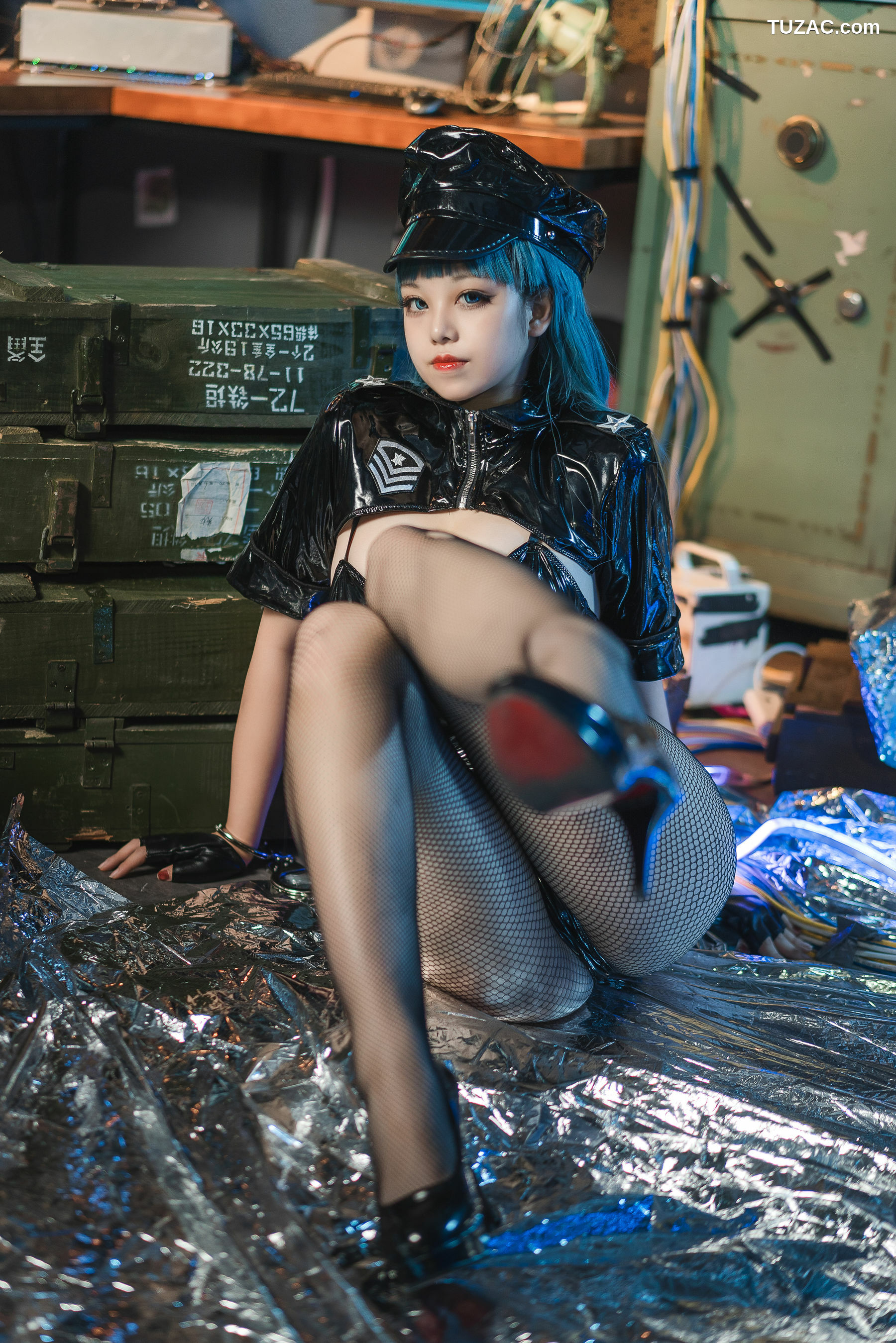 网络美女_ 萌系小姐姐蜜汁猫裘 - 女警2[51P]