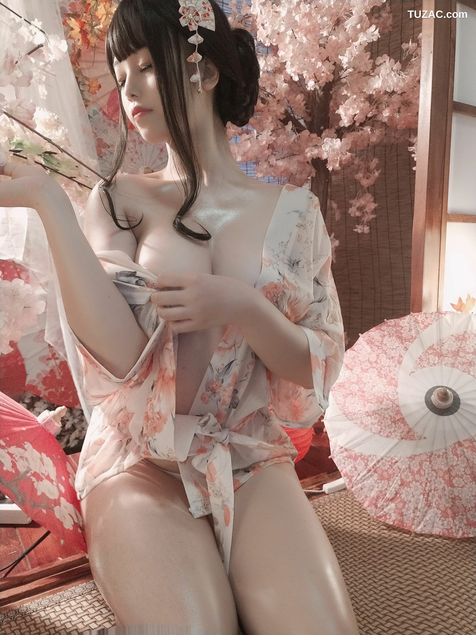 网络美女_ 萌系小姐姐蜜汁猫裘 - 浴娘[29P]