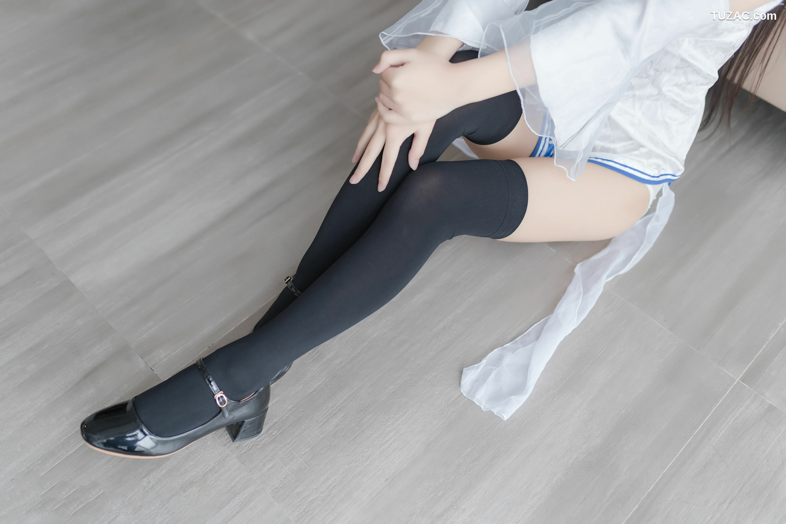 网络美女_ 萌芽儿o0 《瓶儿》 写真集[41P]