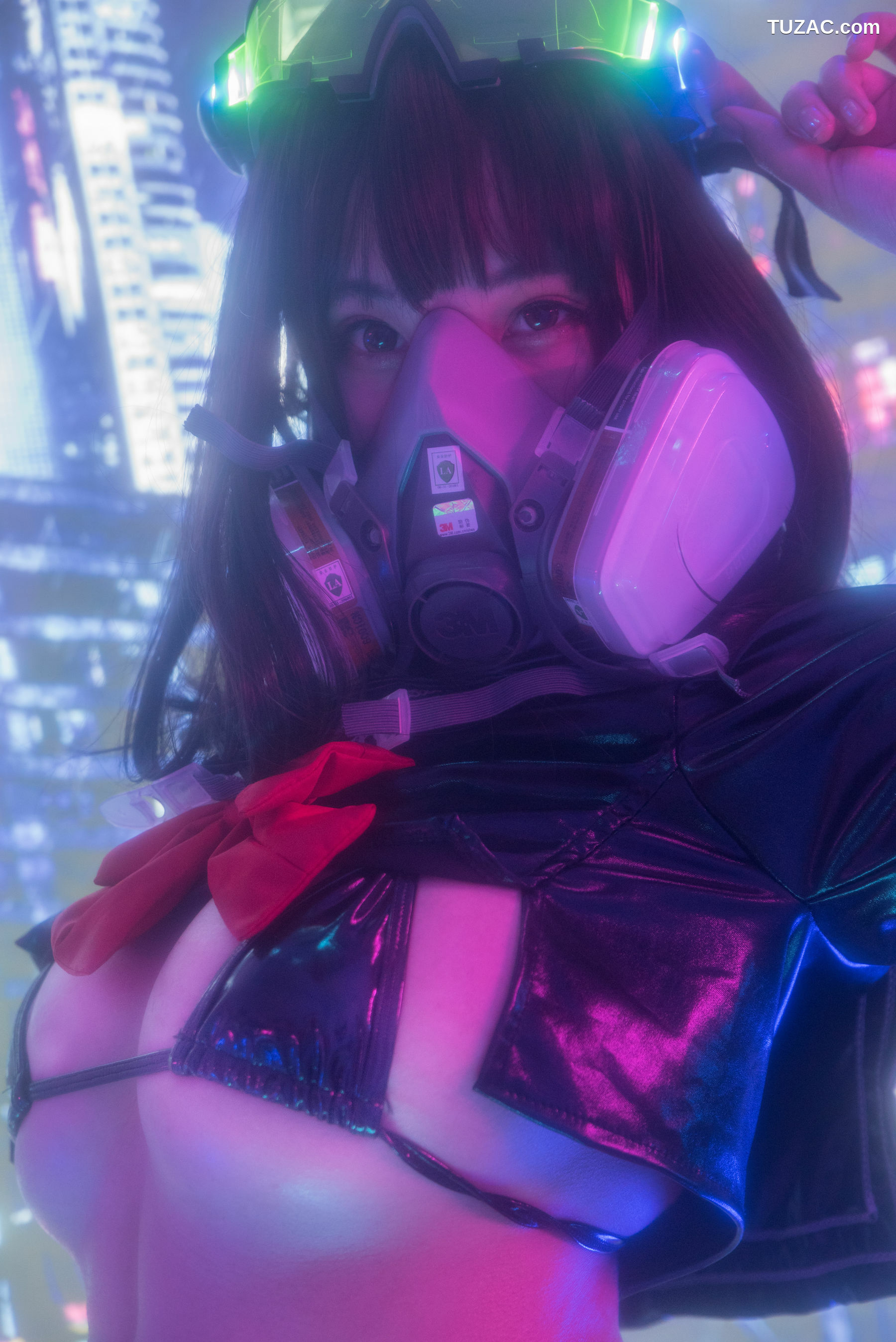 网络美女_ 蜜汁猫裘 《漆皮jk》 写真集[17P]