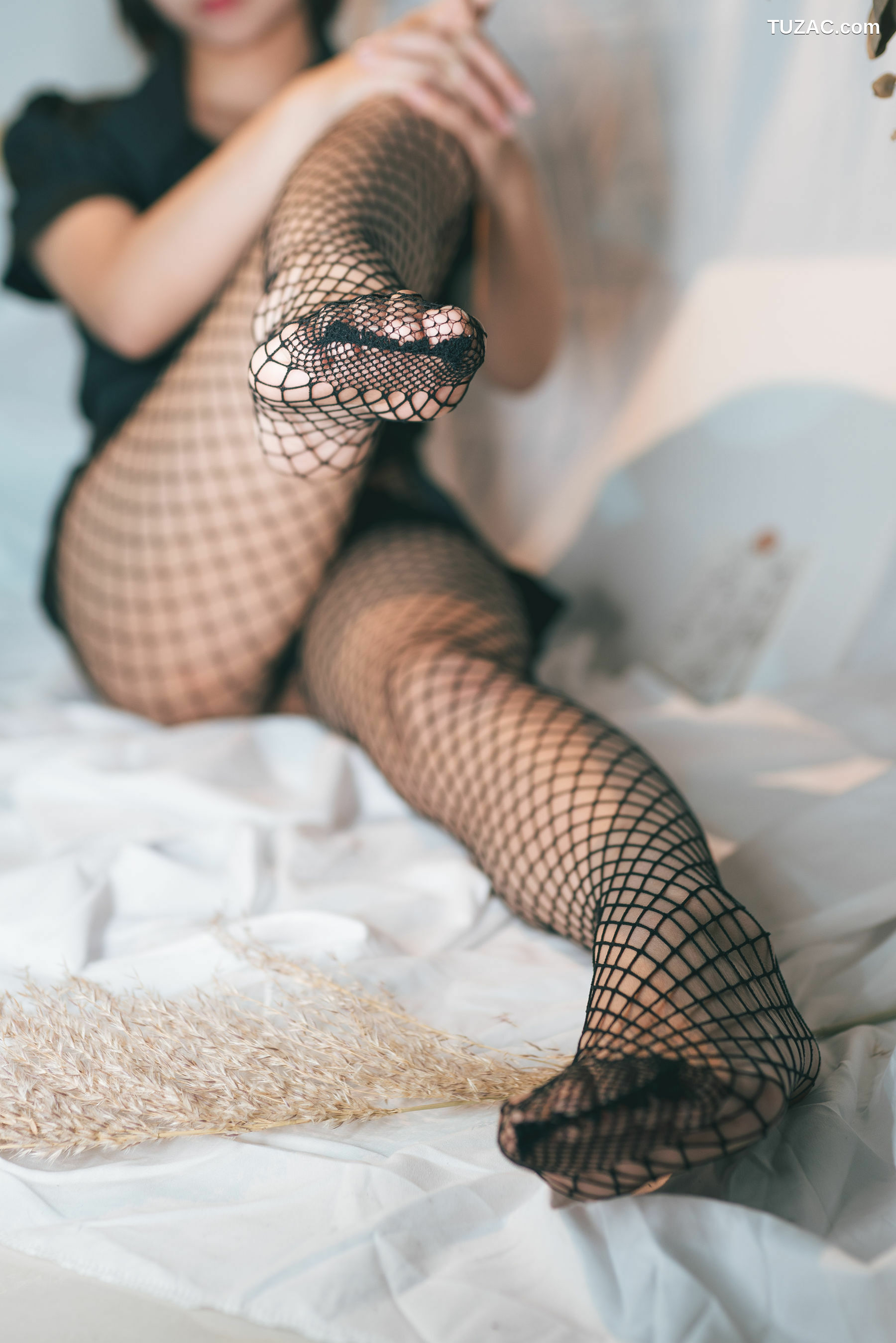 网络美女_ 蠢沫沫 《护士姐姐》 写真集[42P]