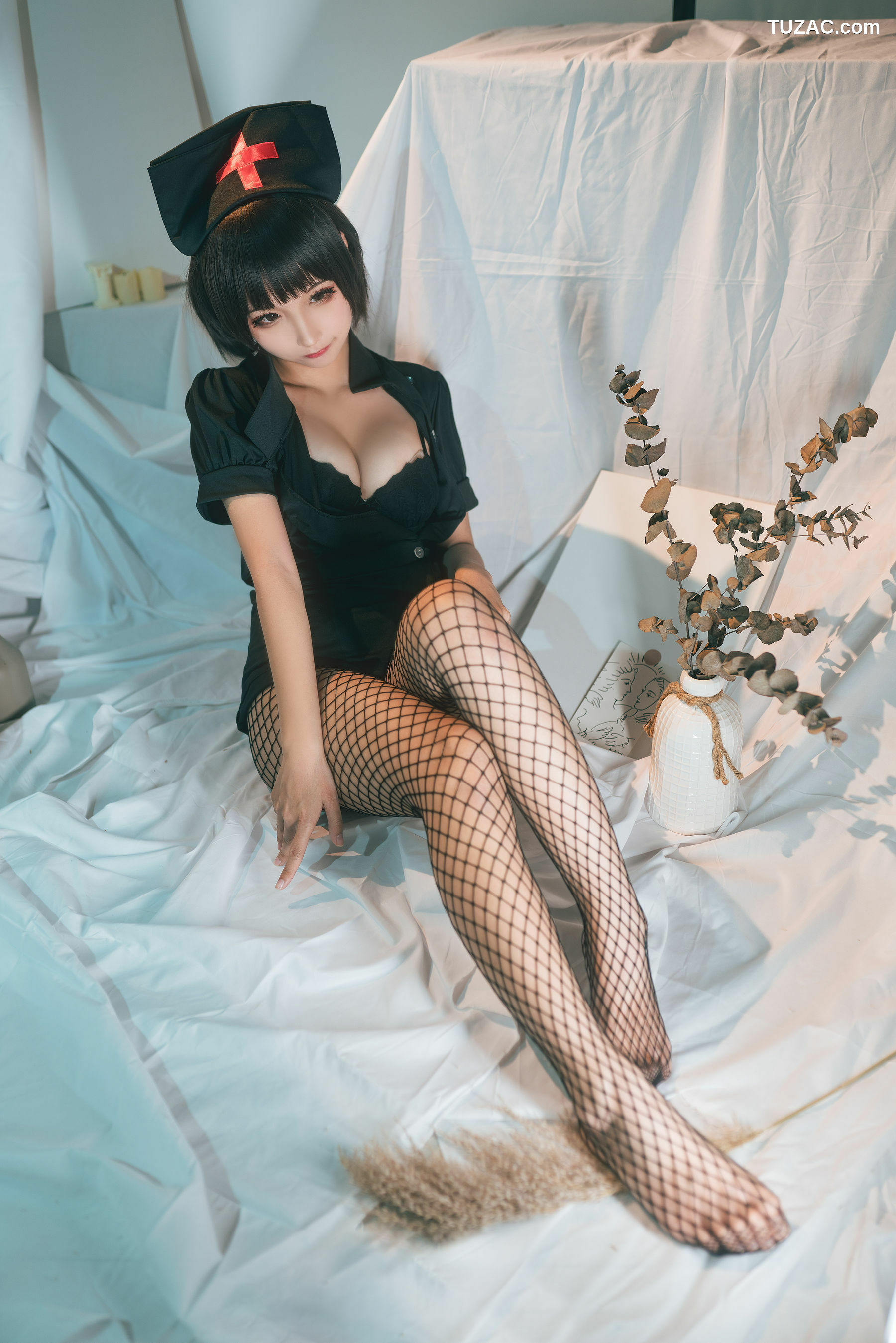 网络美女_ 蠢沫沫 《护士姐姐》 写真集[42P]
