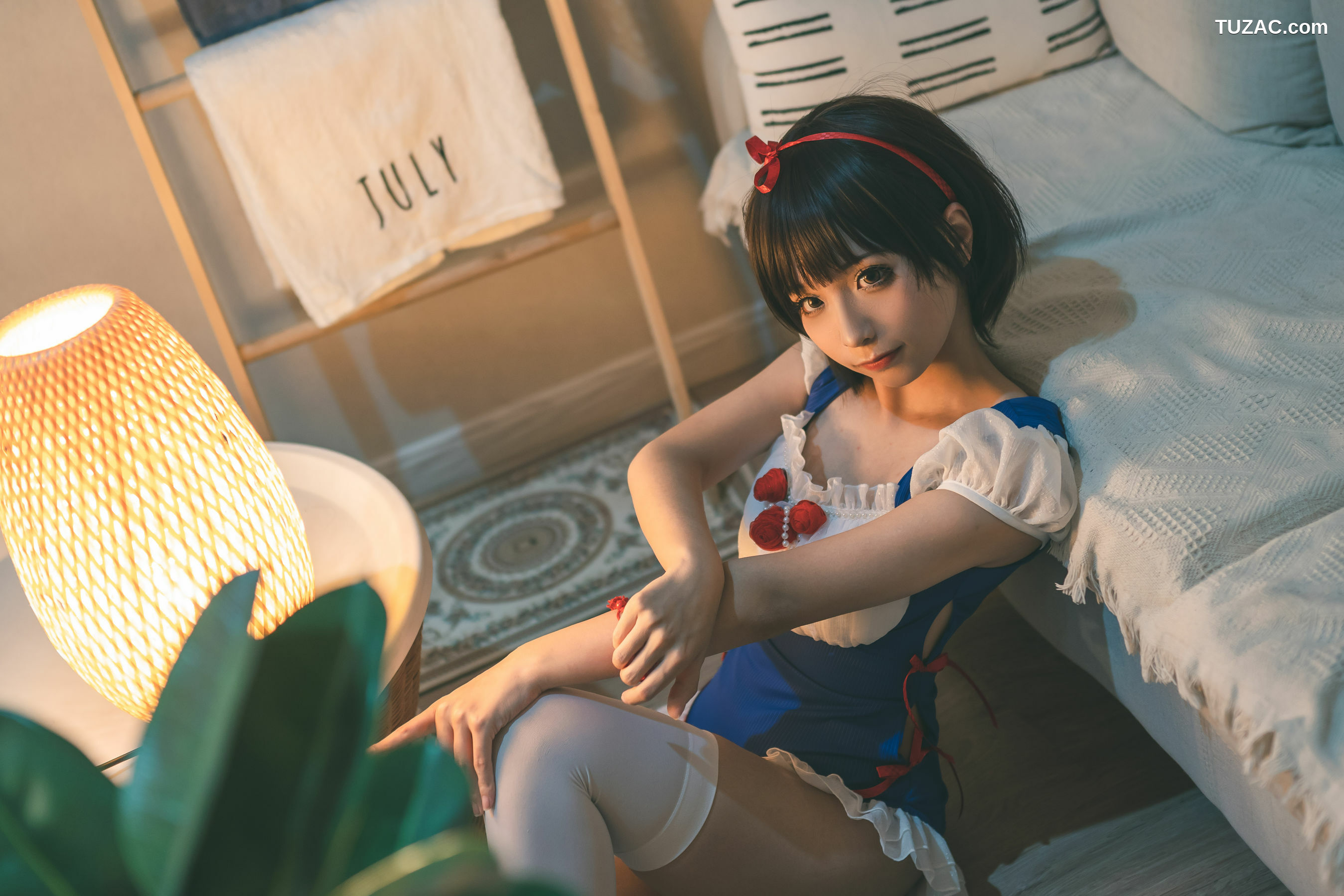 网络美女_ 蠢沫沫 《白雪姬》 写真集[16P]