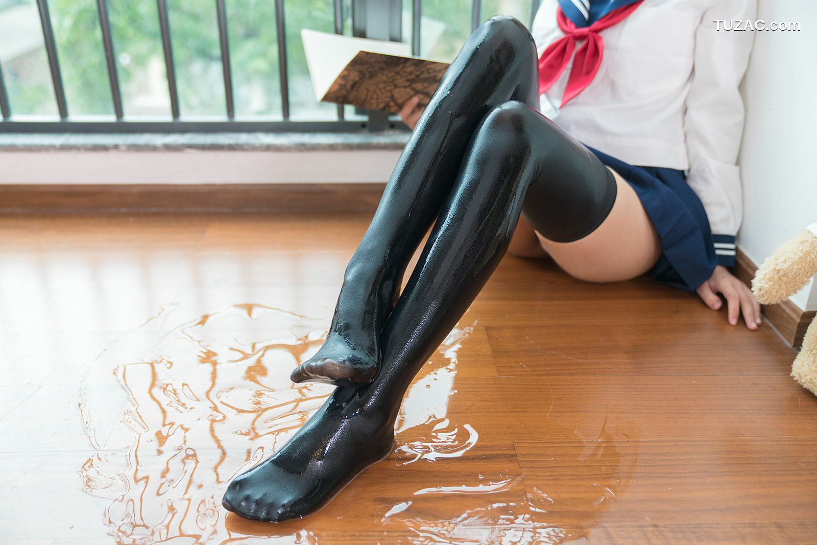 网络美女_ 銘銘Kizami 《湿湿的JK》 写真集[42P]