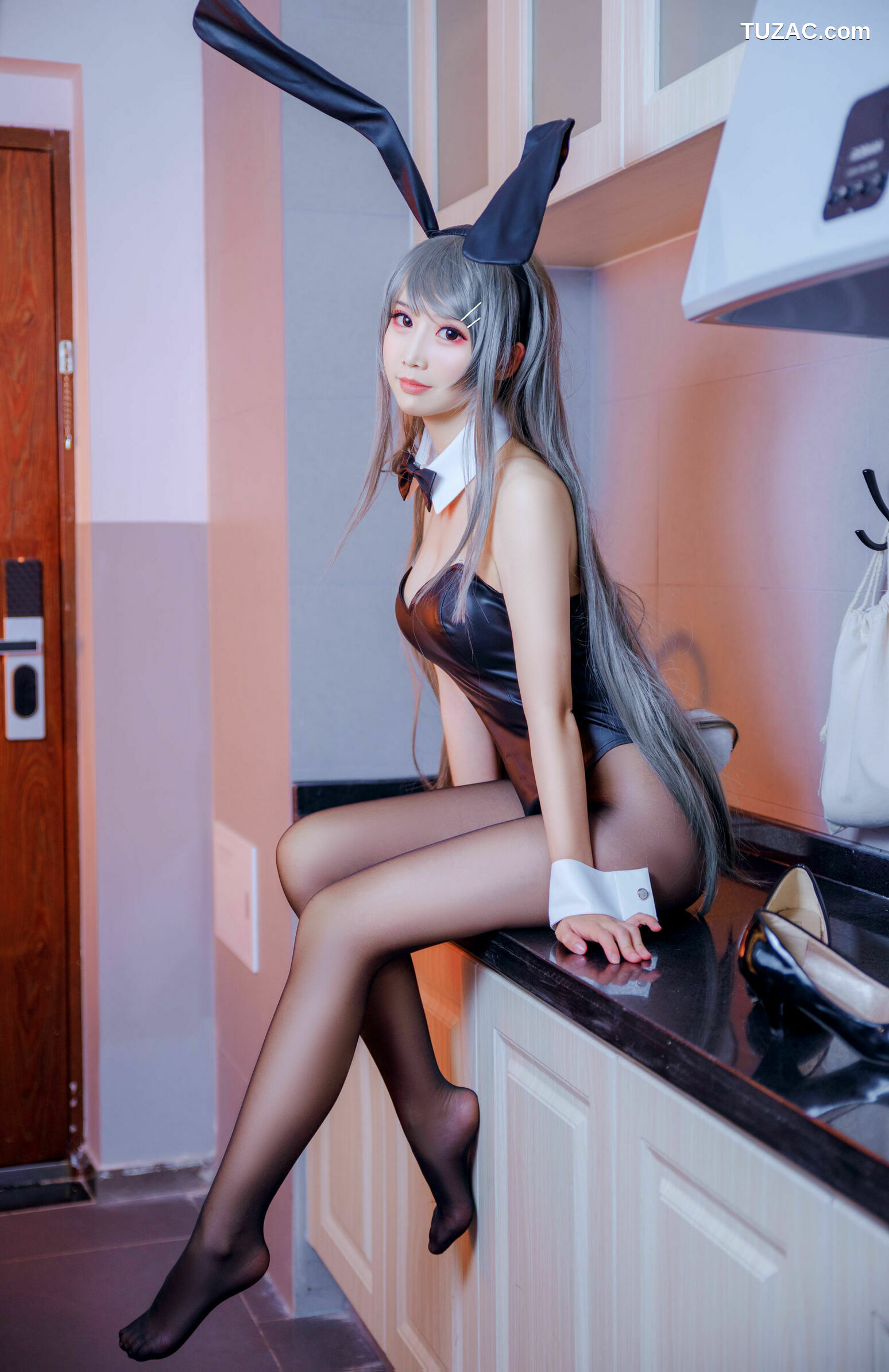 网络美女_ 面饼仙儿 《麻衣学姐》 写真集[16P]