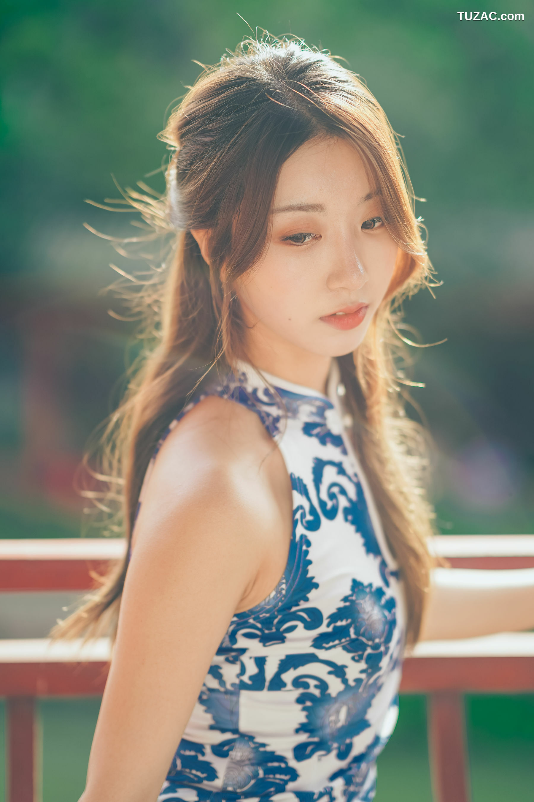 网络美女_ 黑川 - 青花旗袍 写真套图[33P]