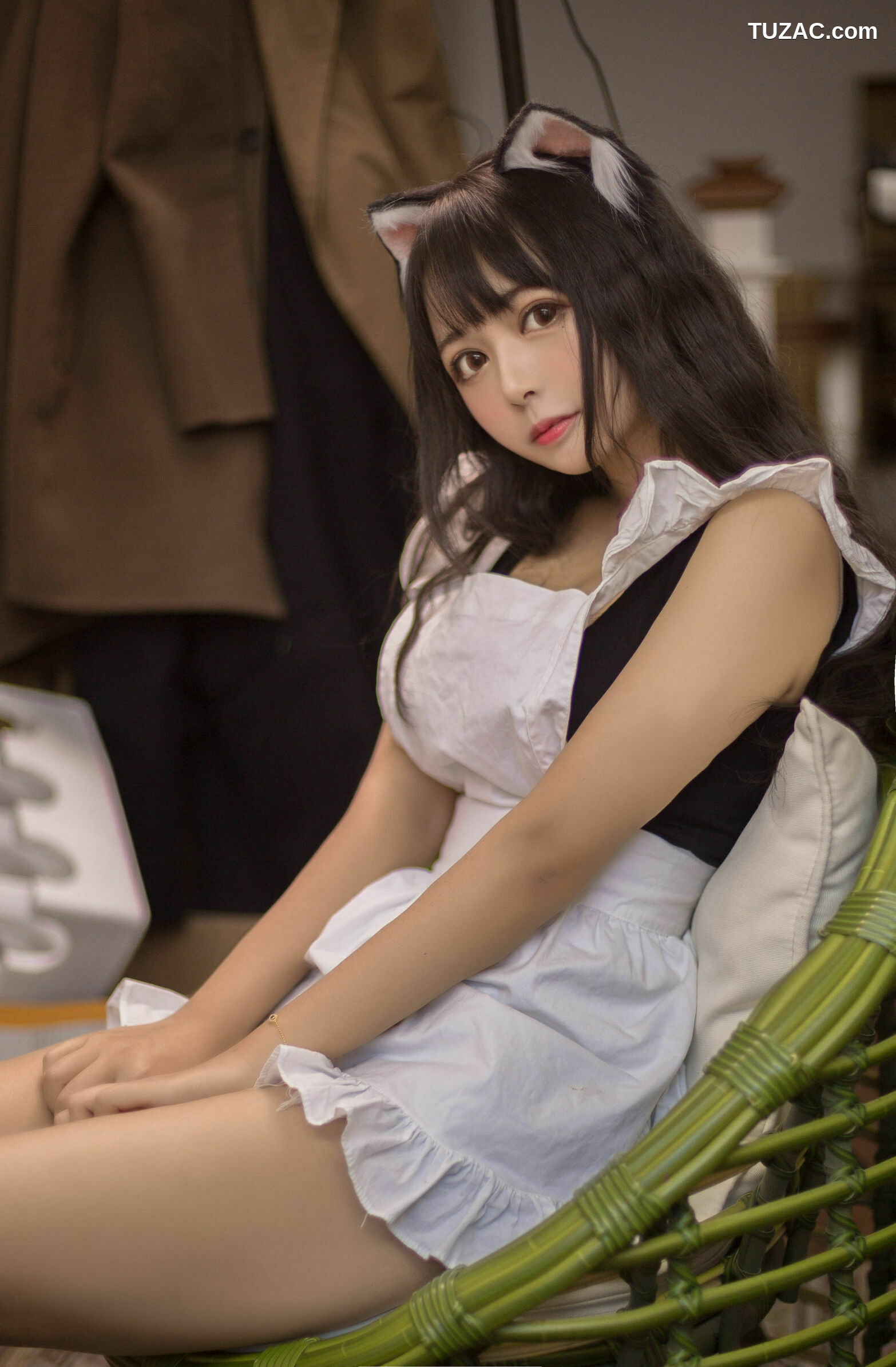 网络美女_ 黑猫猫OvO 《厨房》 写真集[11P]