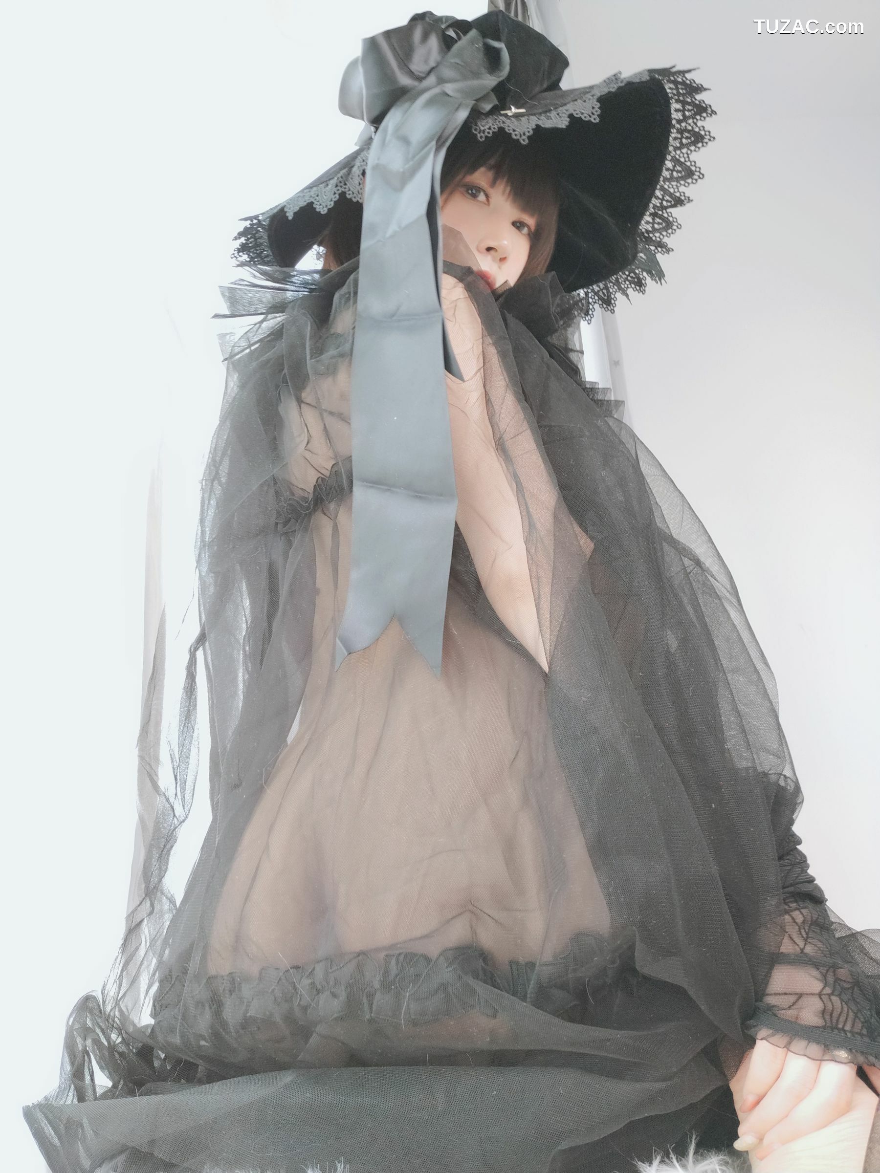 网络美女_Coser小姐姐白银81 - 见习魔女