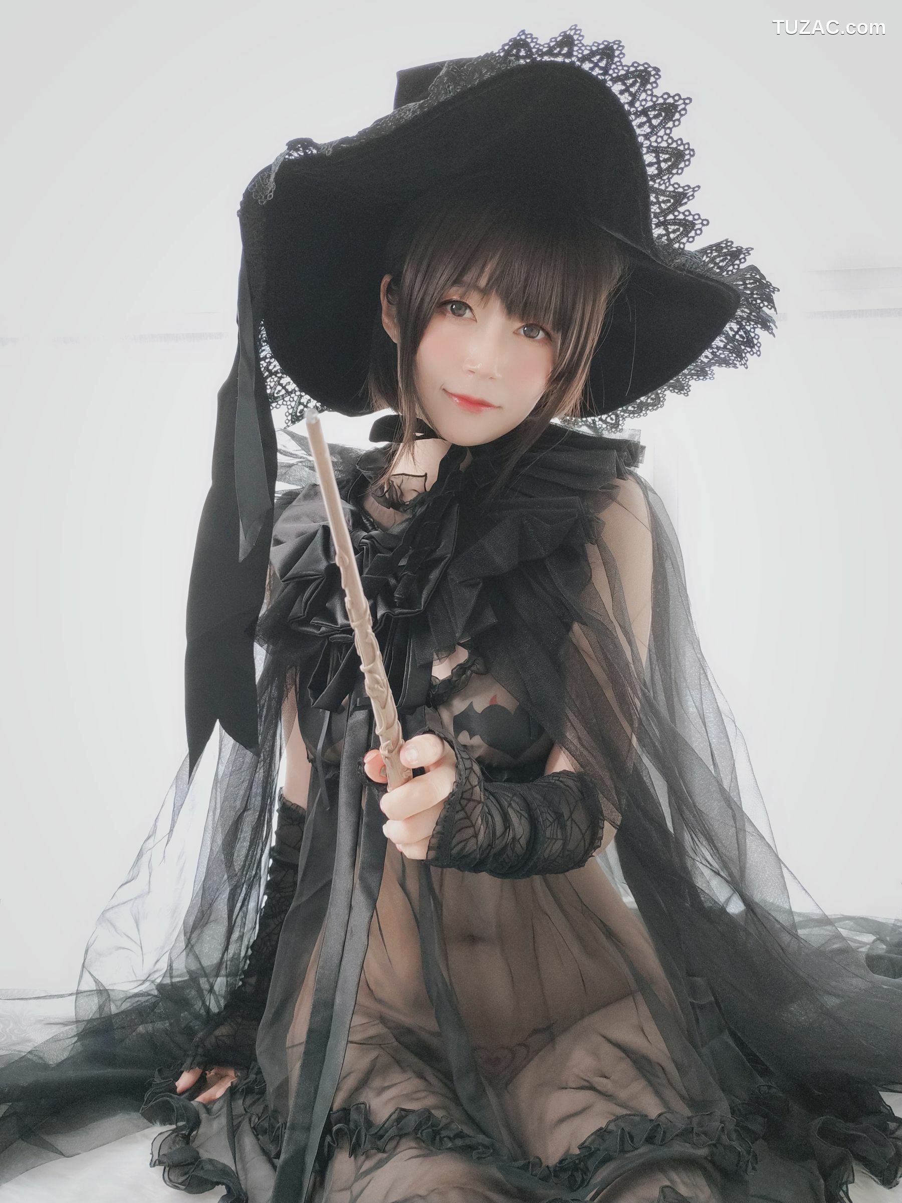 网络美女_Coser小姐姐白银81 - 见习魔女