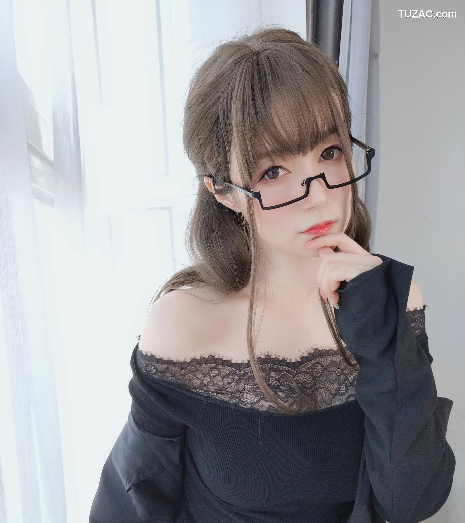 网络美女_Coser小姐姐白银81 - 黑西服