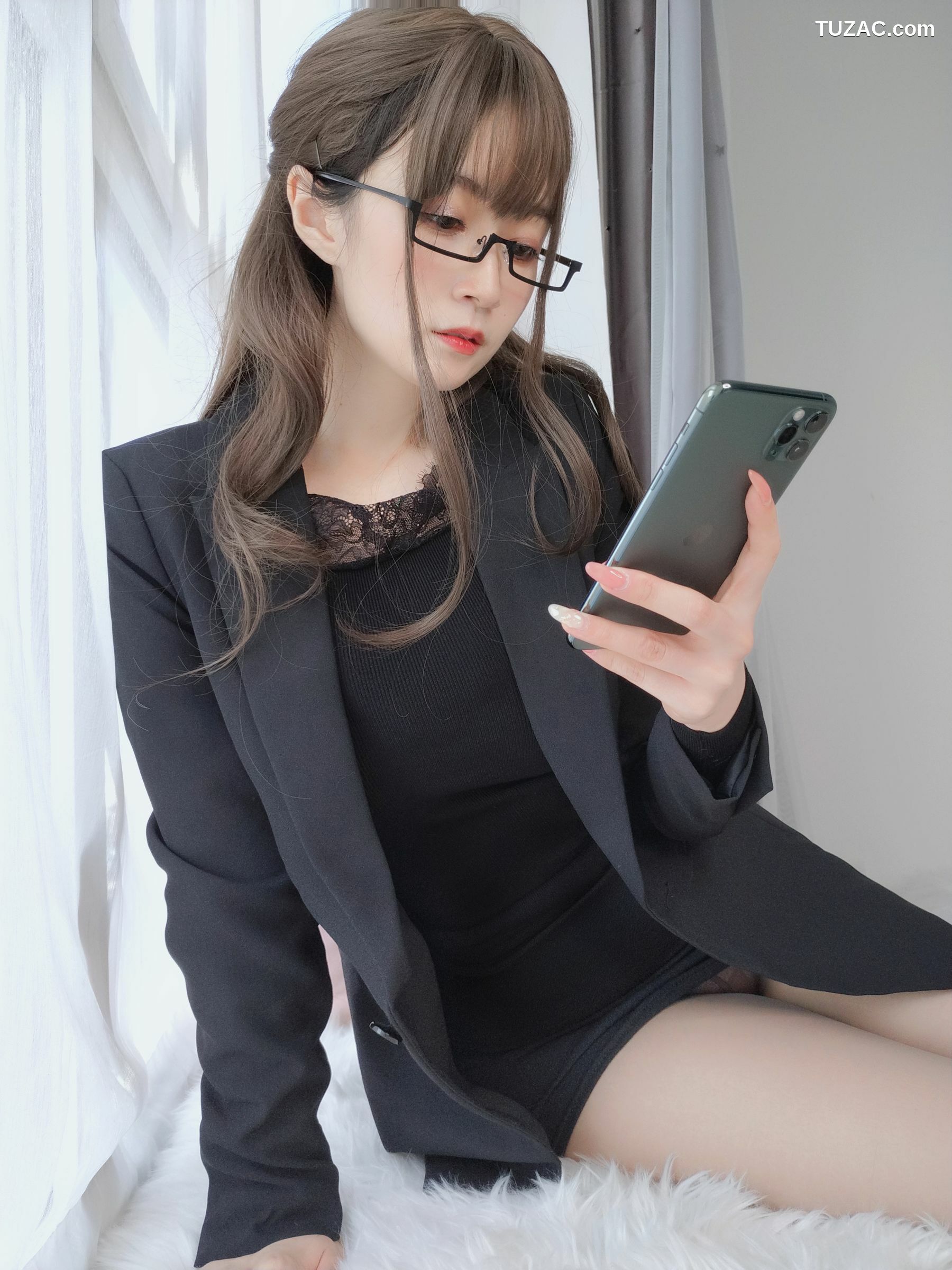 网络美女_Coser小姐姐白银81 - 黑西服