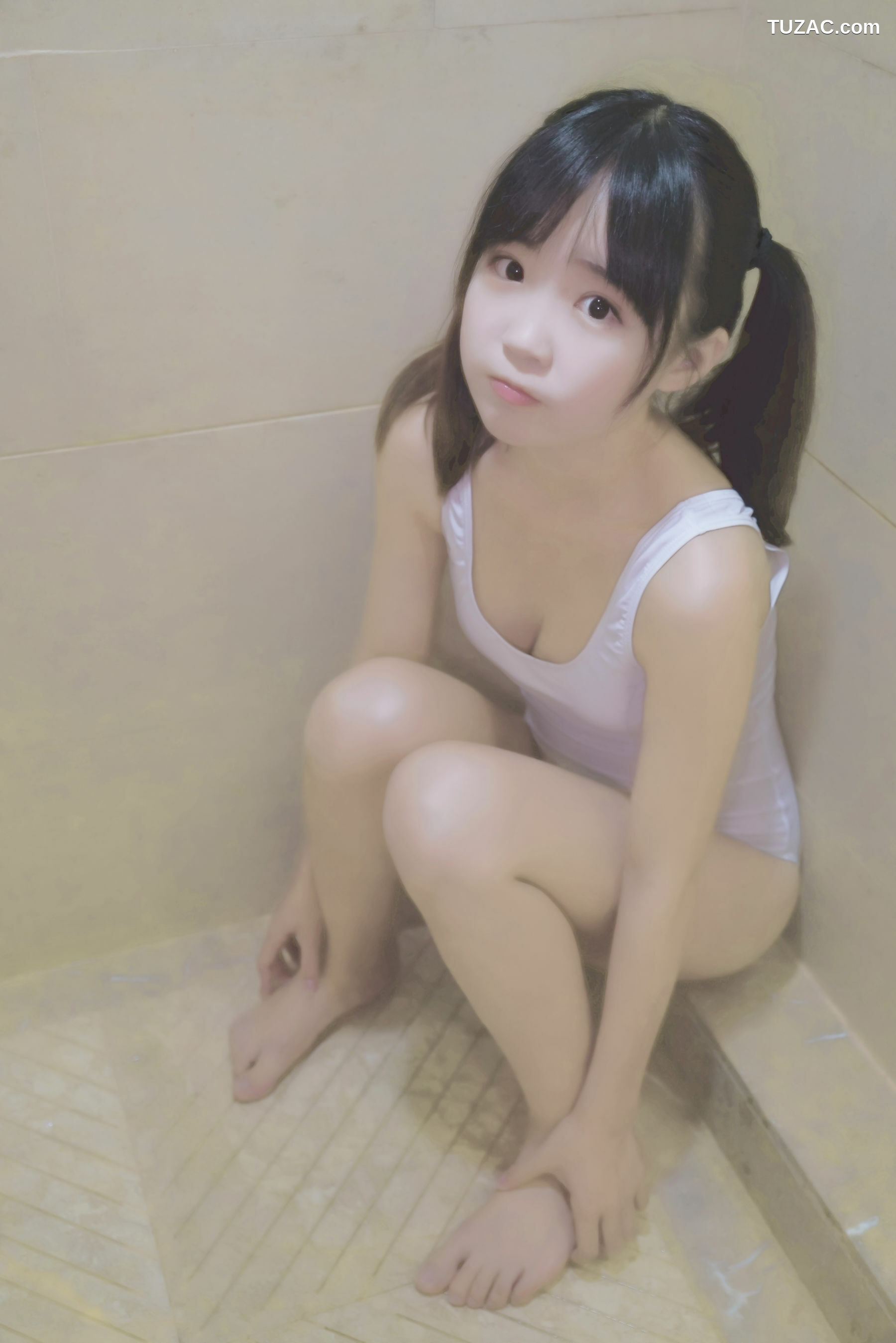 网络美女_Coser御子Yumiko 《白色死库水》 写真集