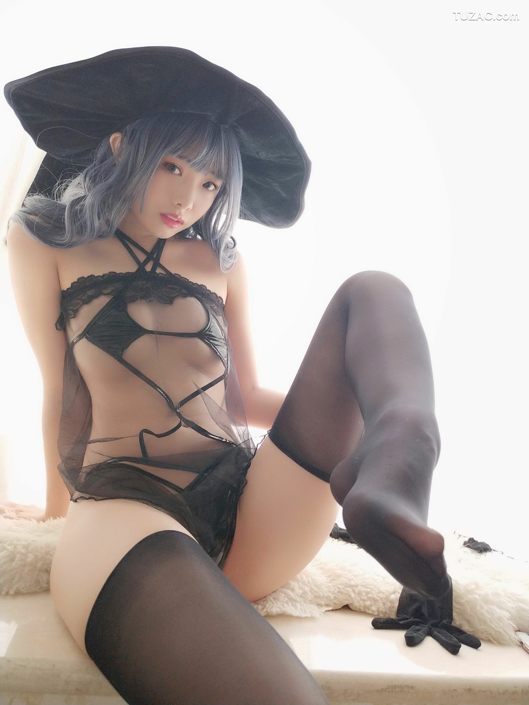网络美女_Coser雯妹不讲道理 《女巫》 写真集