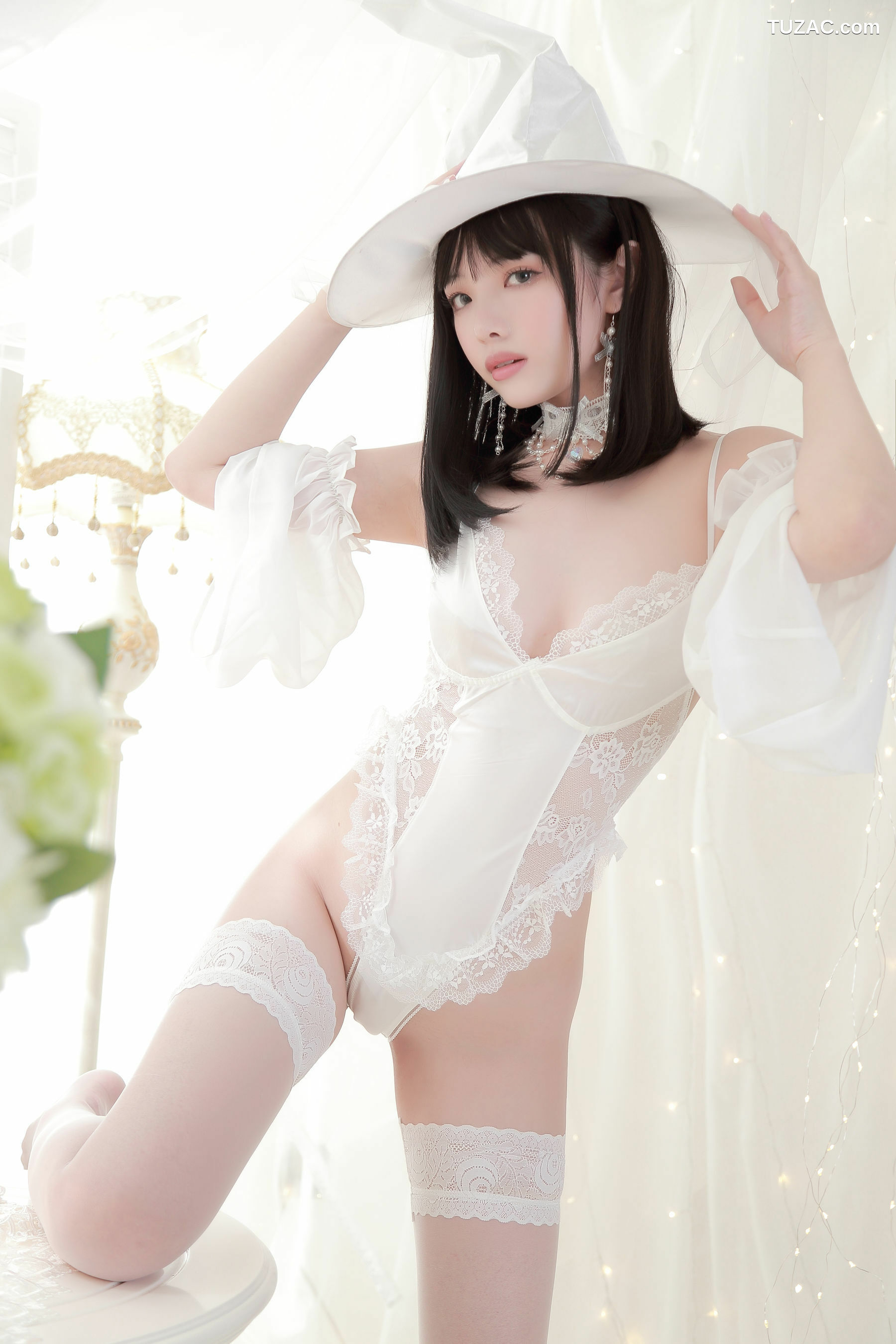 网络美女_Coser雯妹不讲道理 《白女巫》 写真集